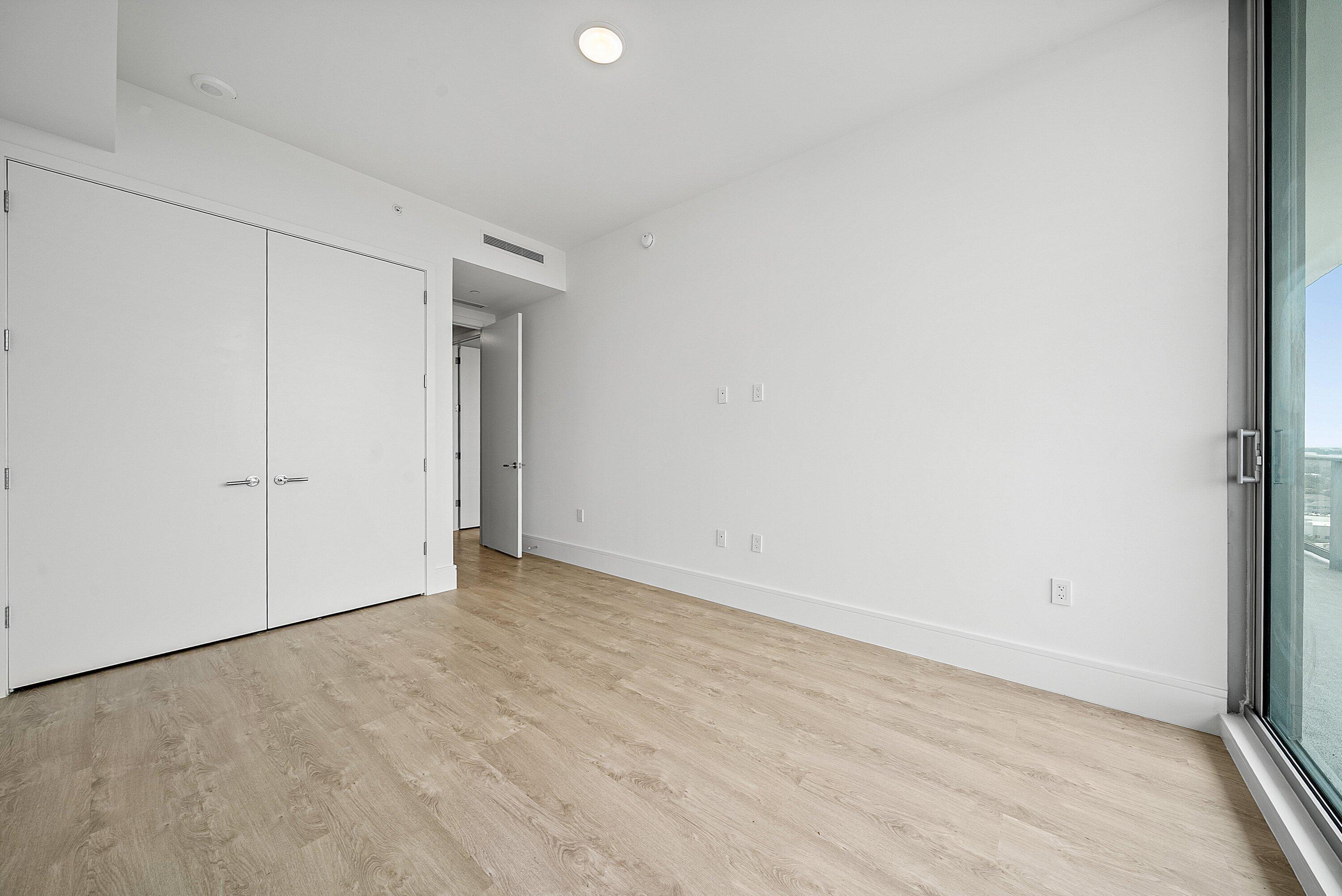 220 Lake Shore Drive