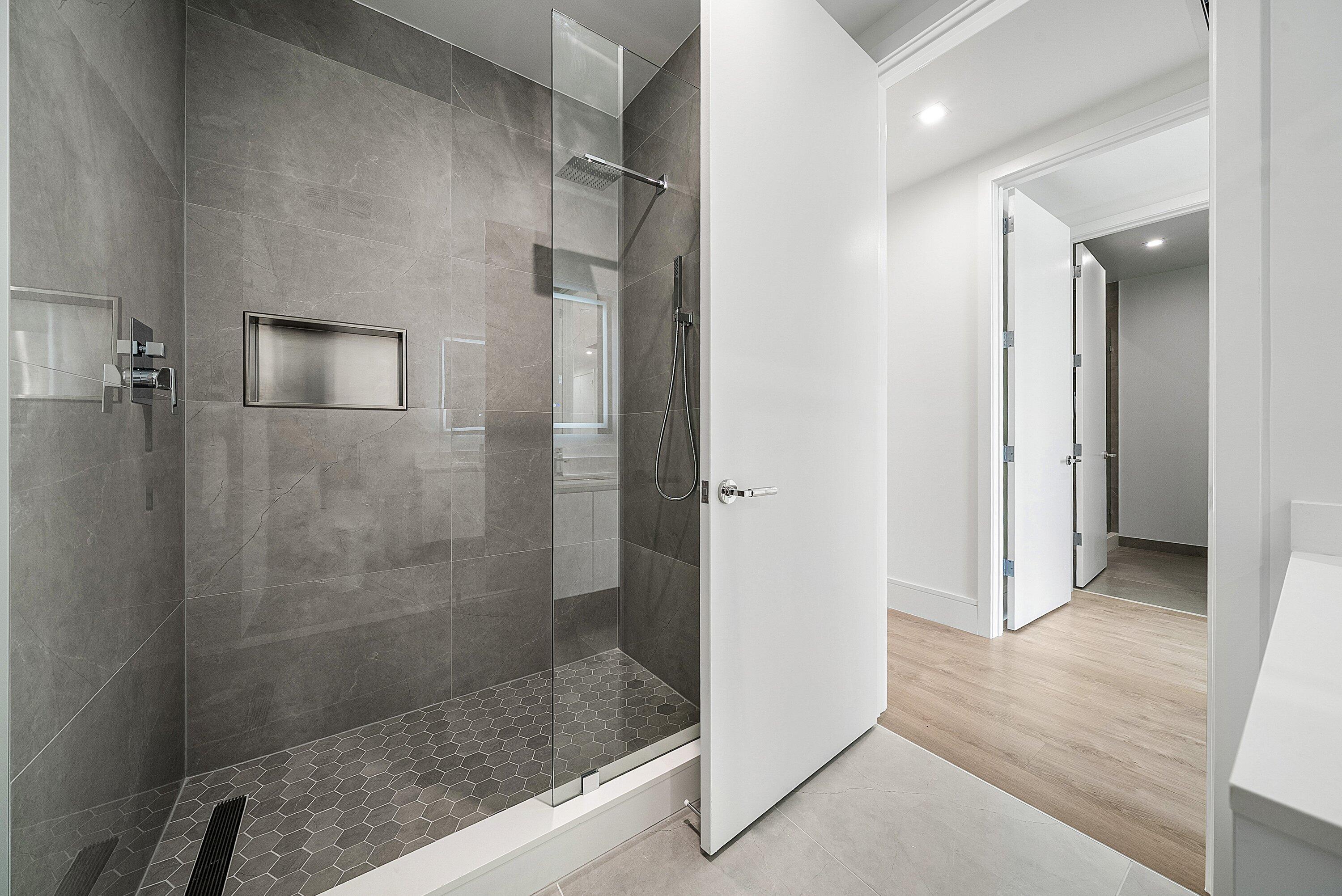 220 Lake Shore Drive