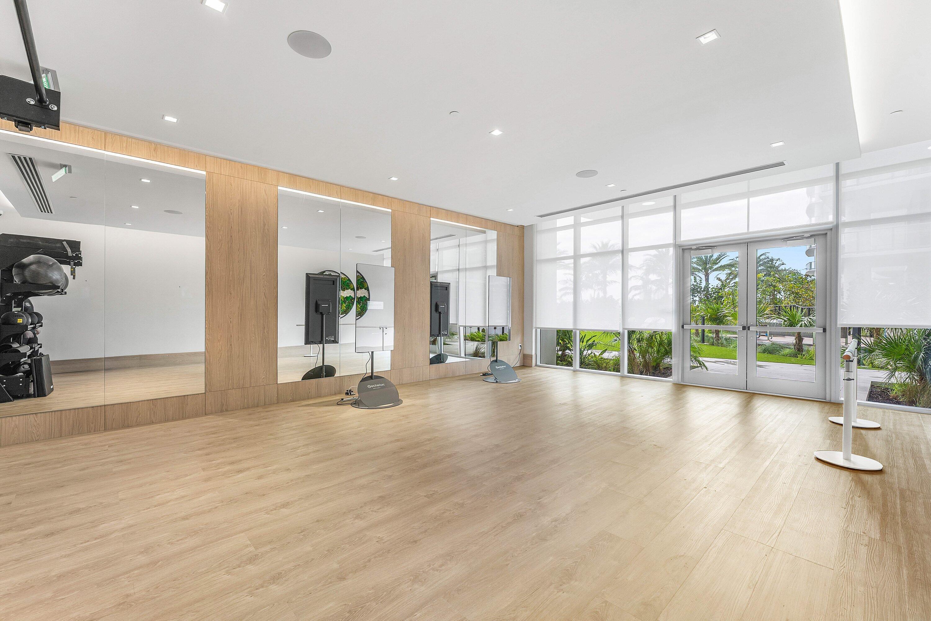 220 Lake Shore Drive