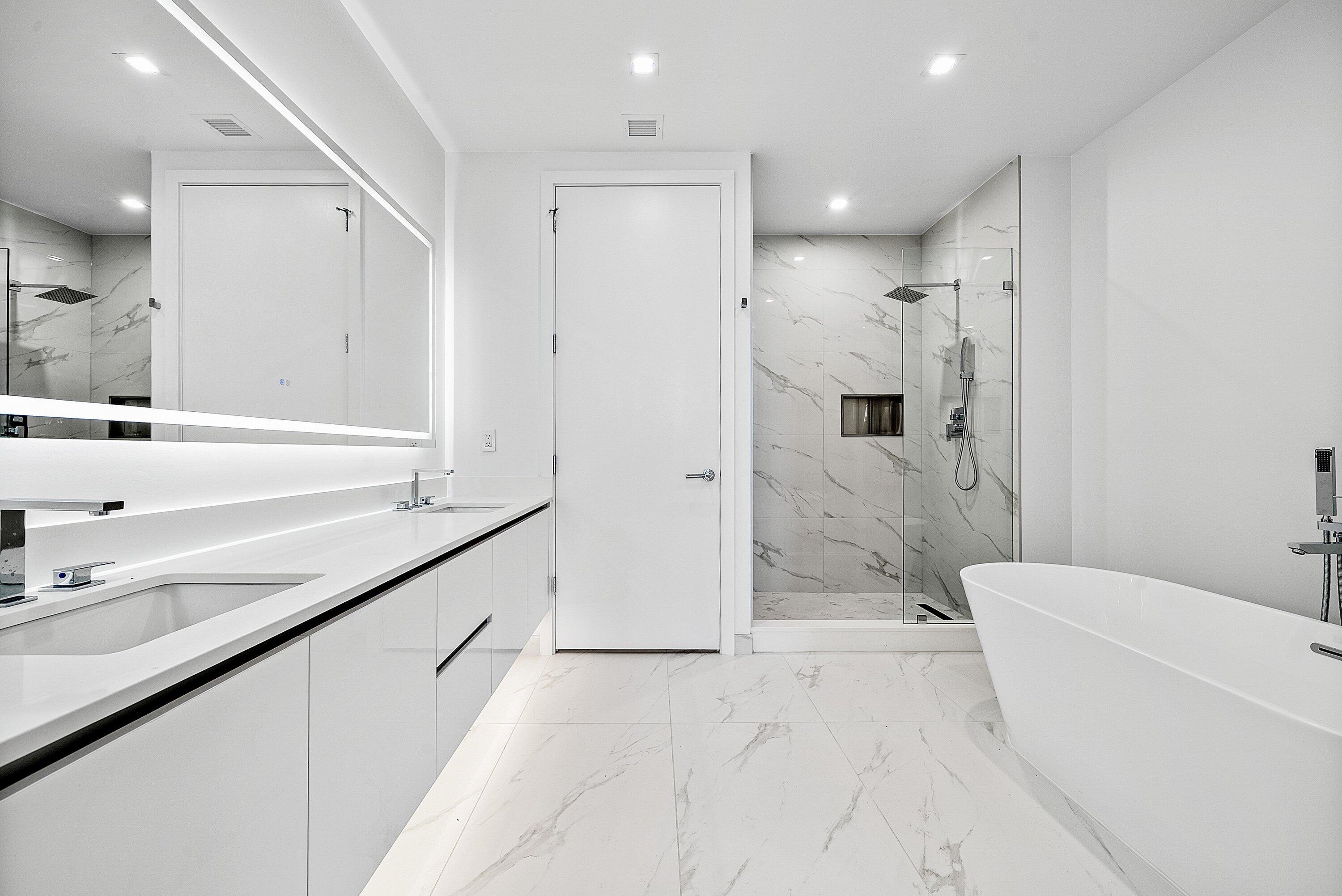 220 Lake Shore Drive