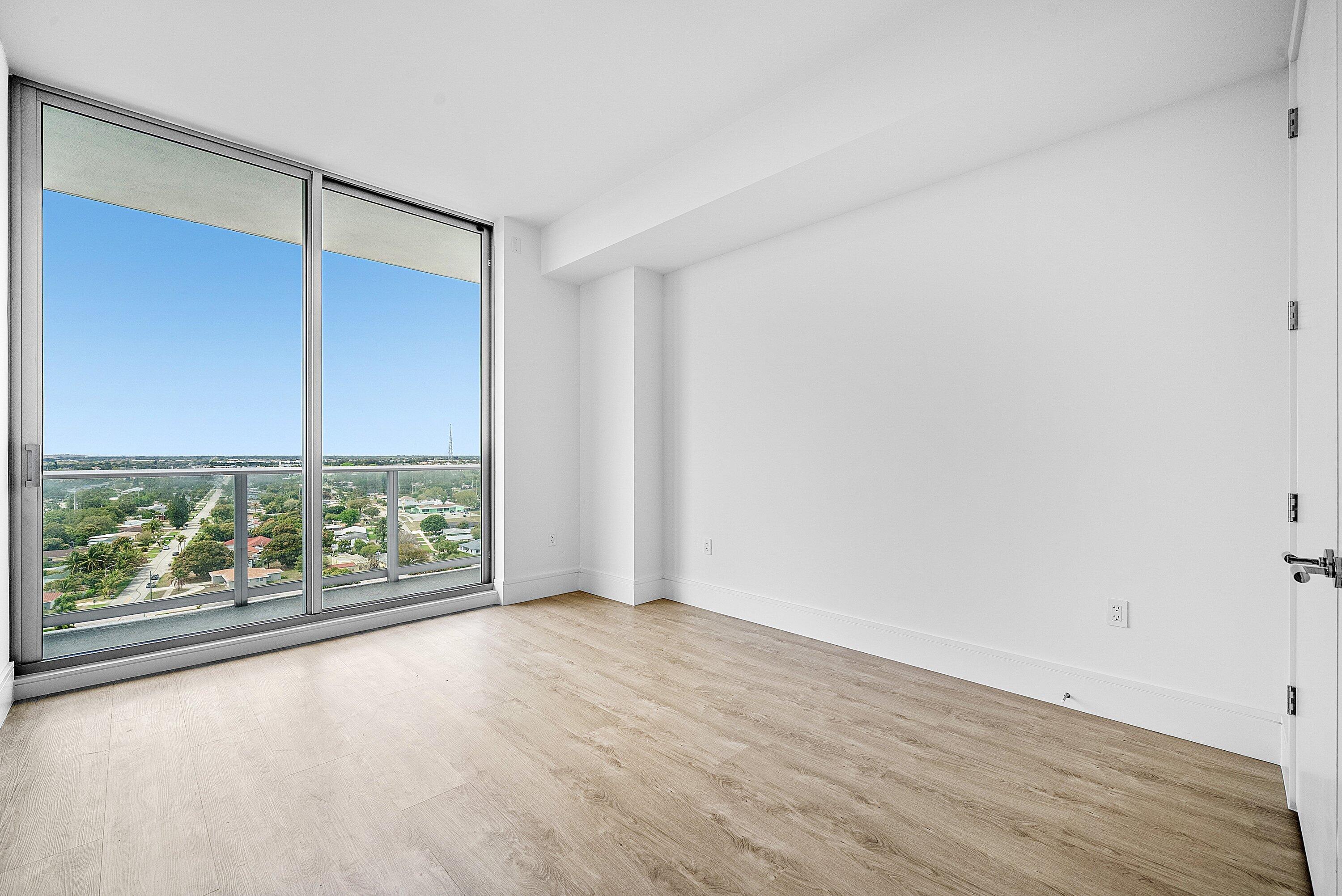 220 Lake Shore Drive