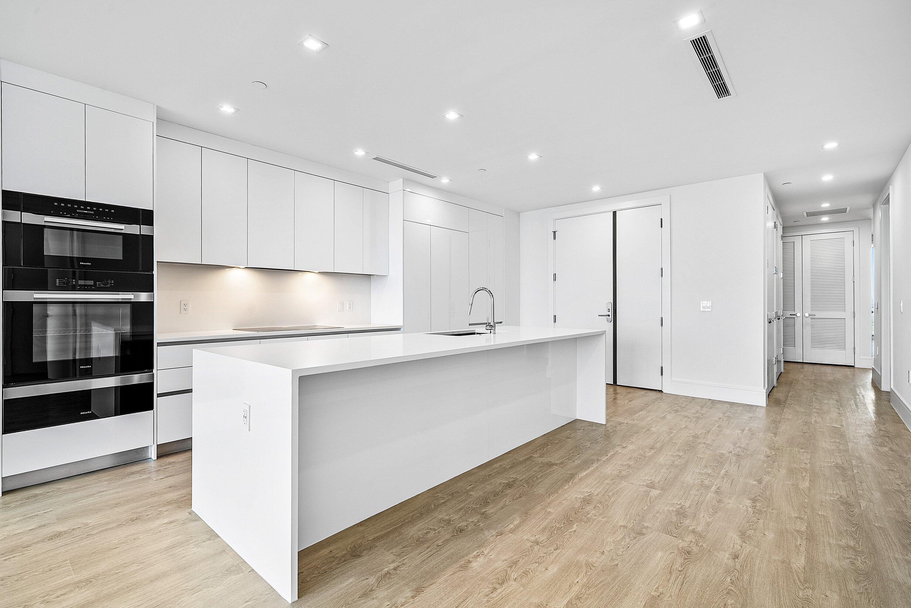 220 Lake Shore Drive