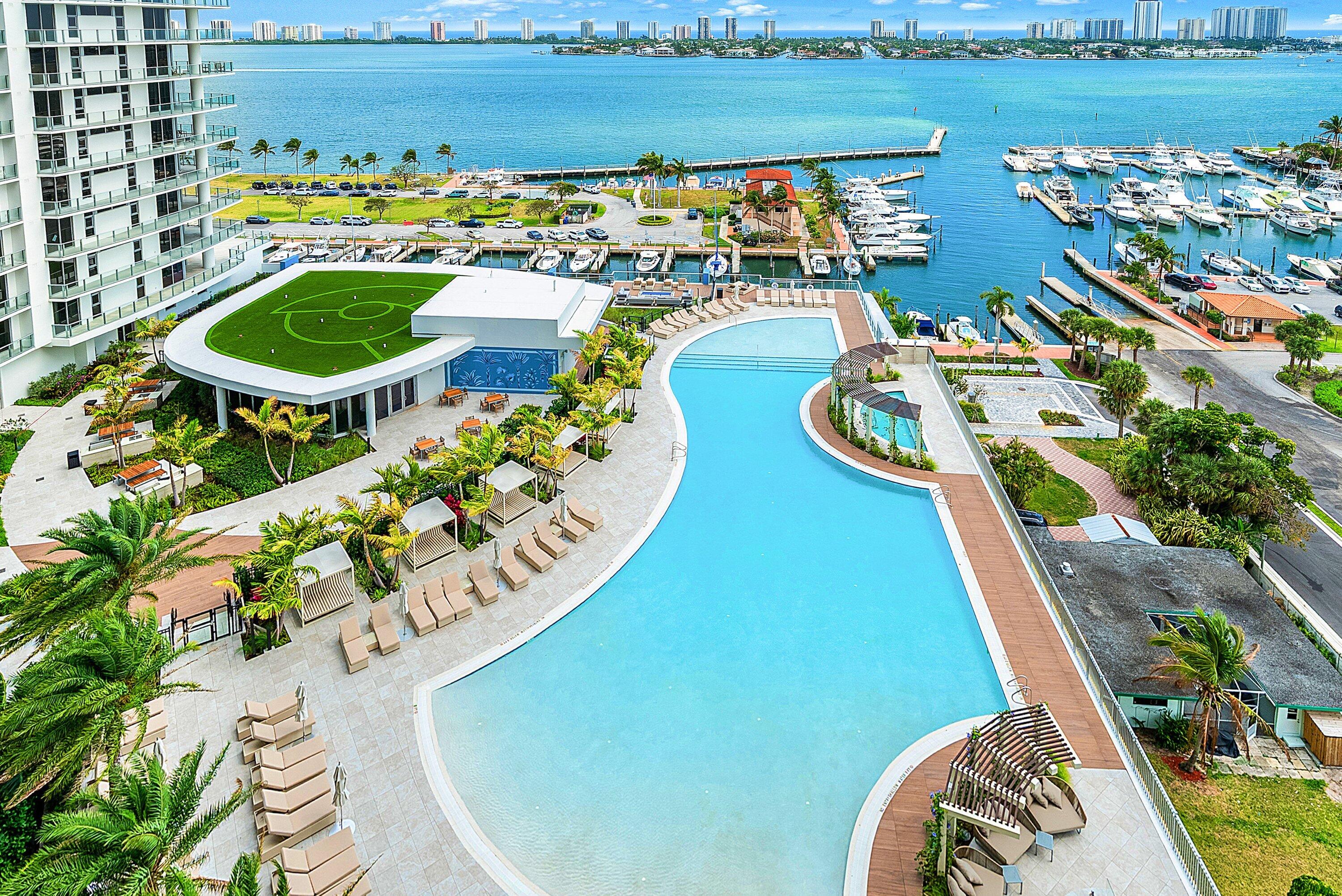 220 Lake Shore Drive