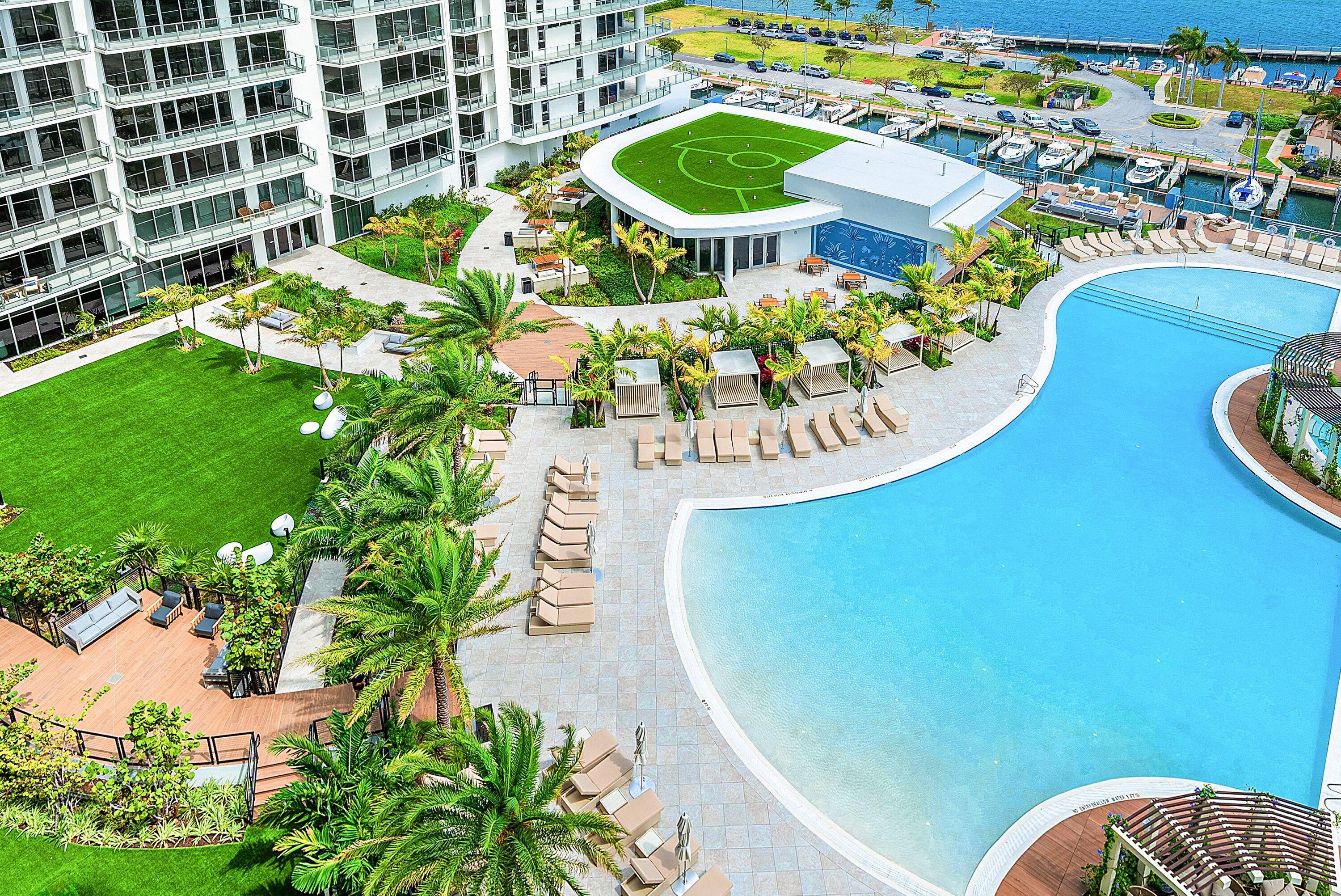 220 Lake Shore Drive