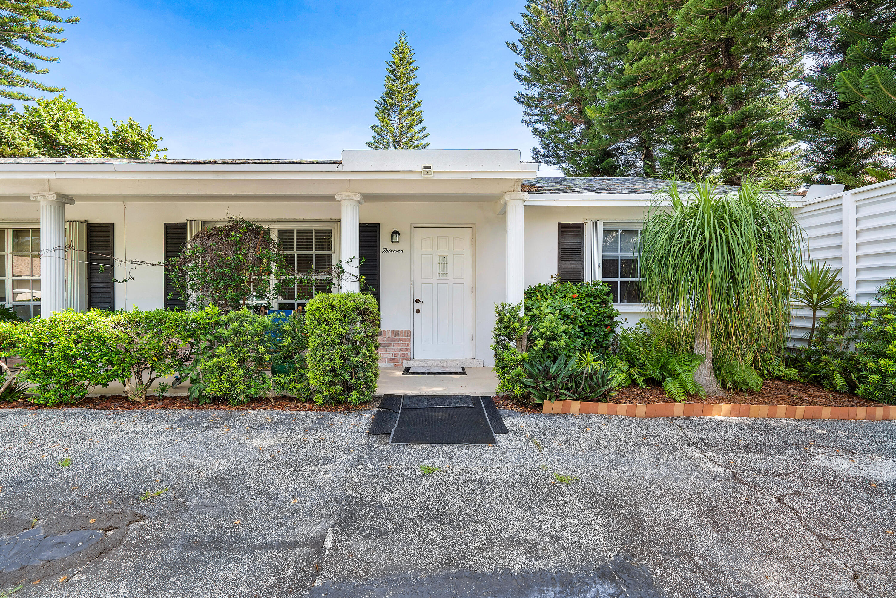 11 Sailfish Lane