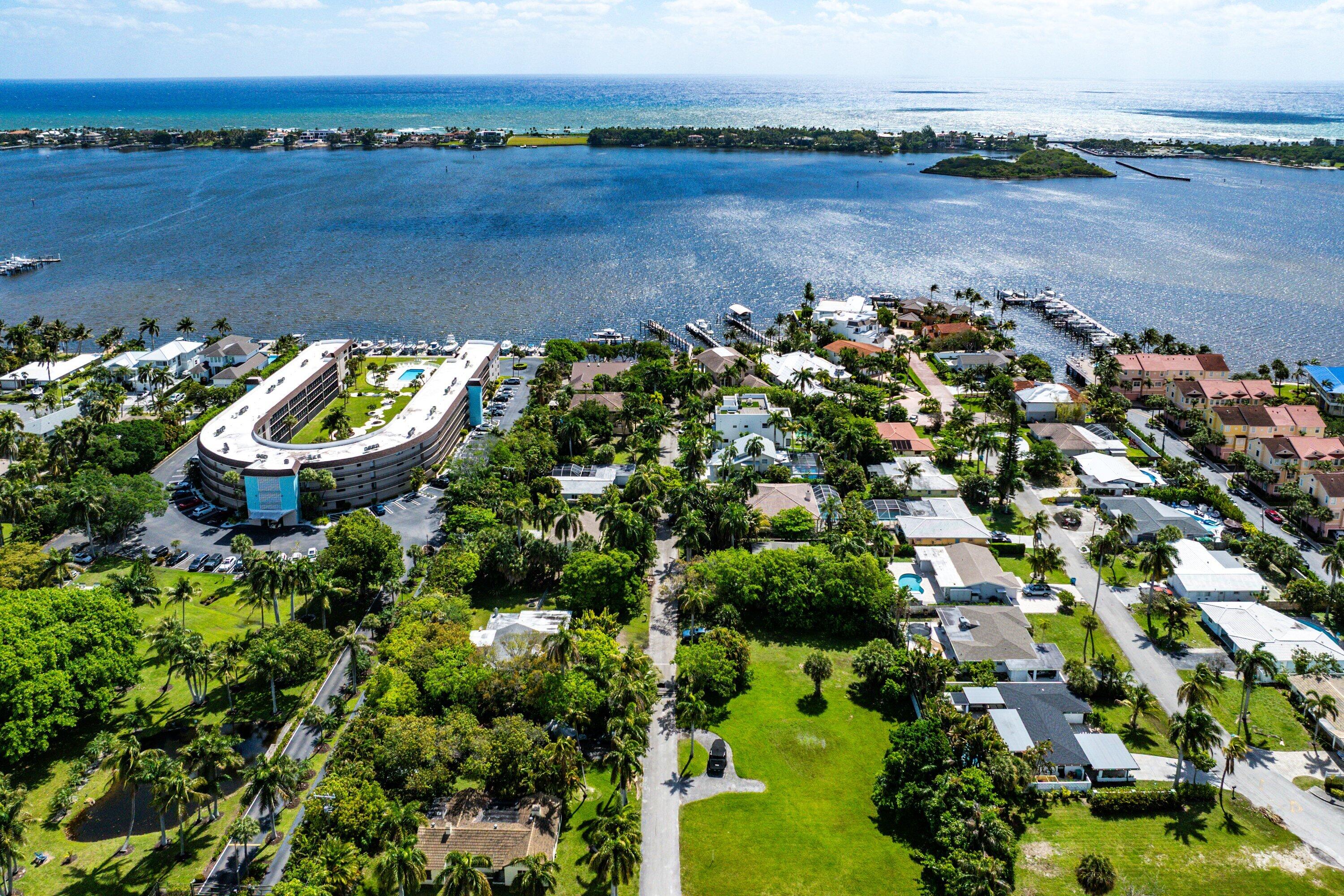 631 Lakeside Harbor
