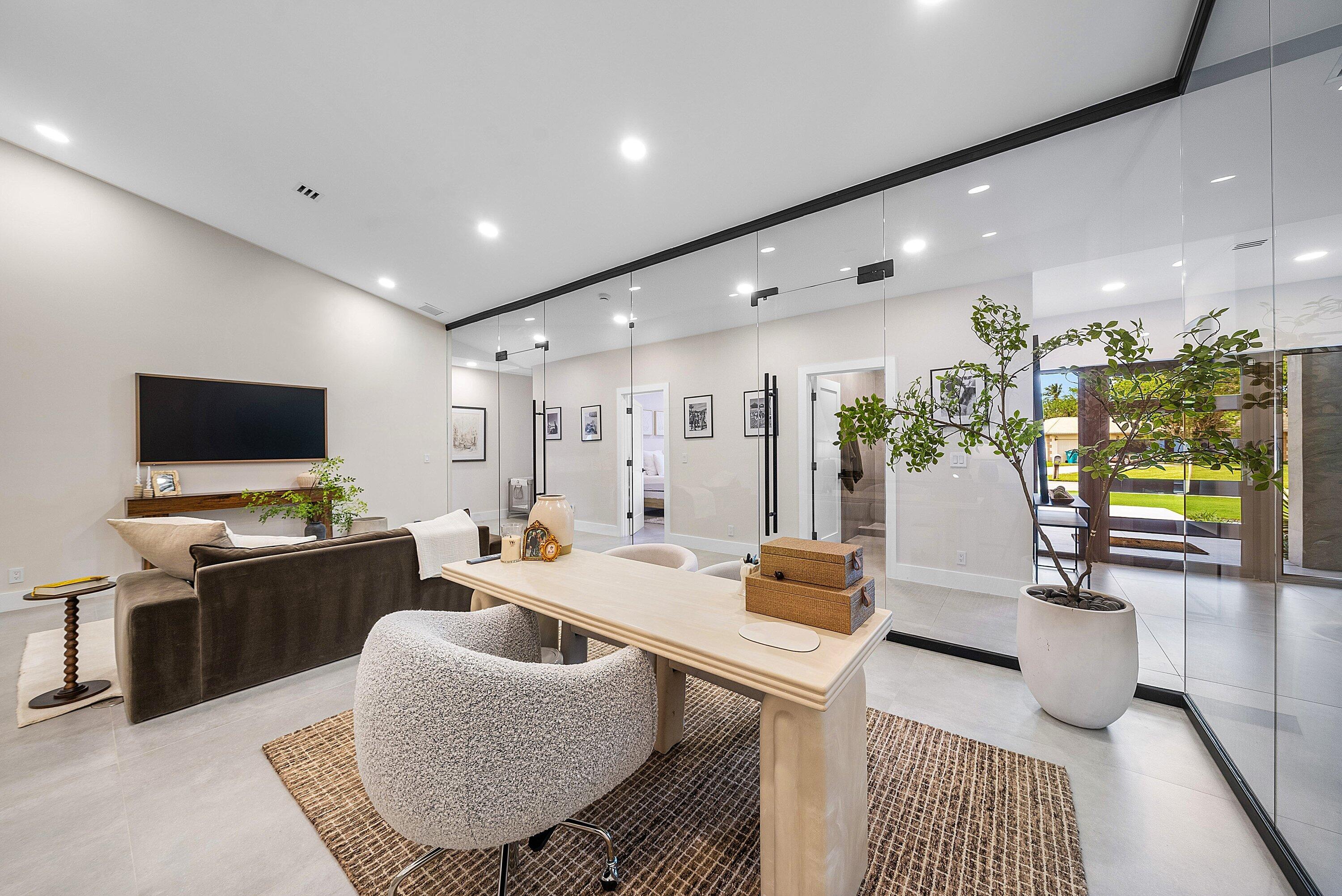 926 SW 35th Court