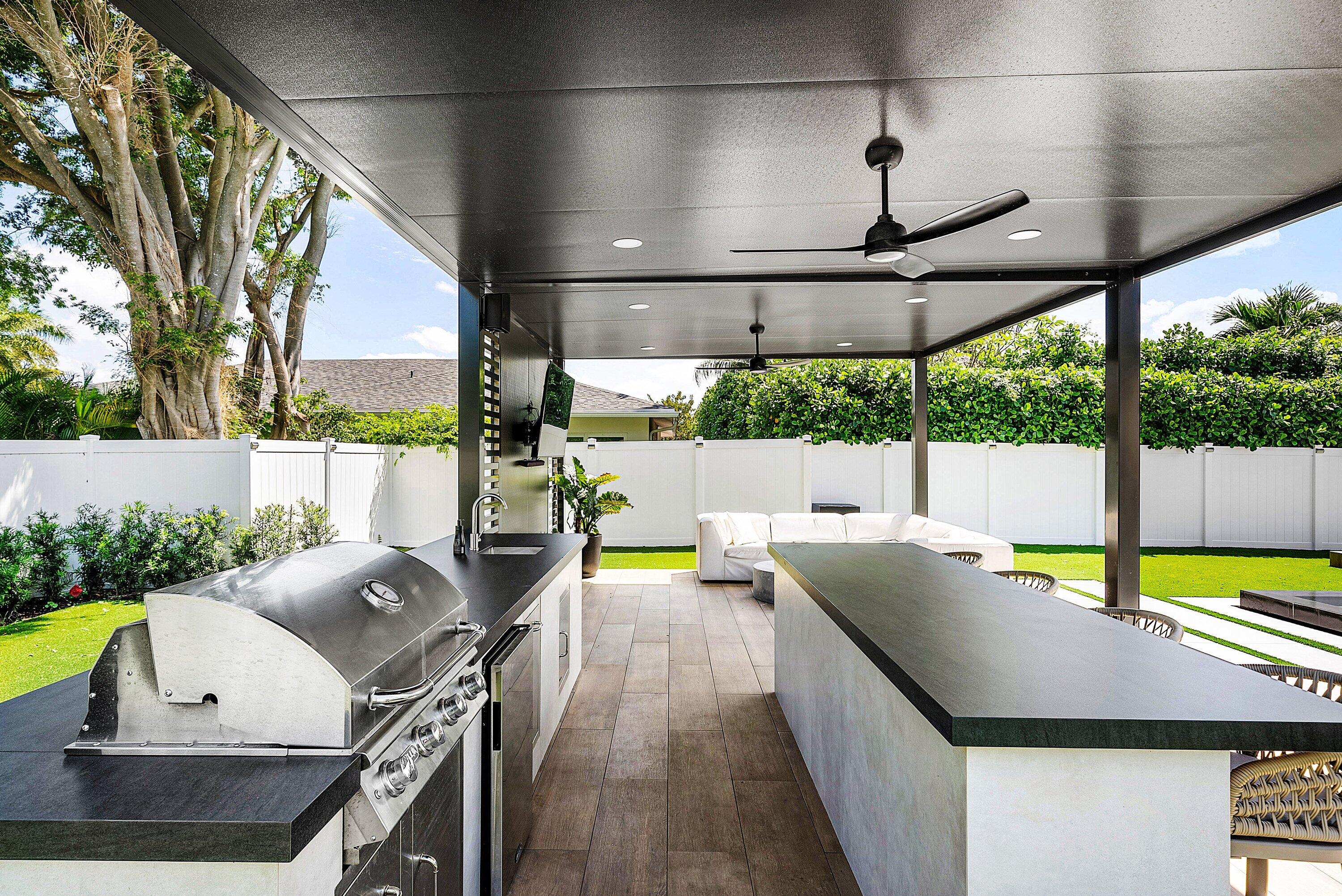 926 SW 35th Court