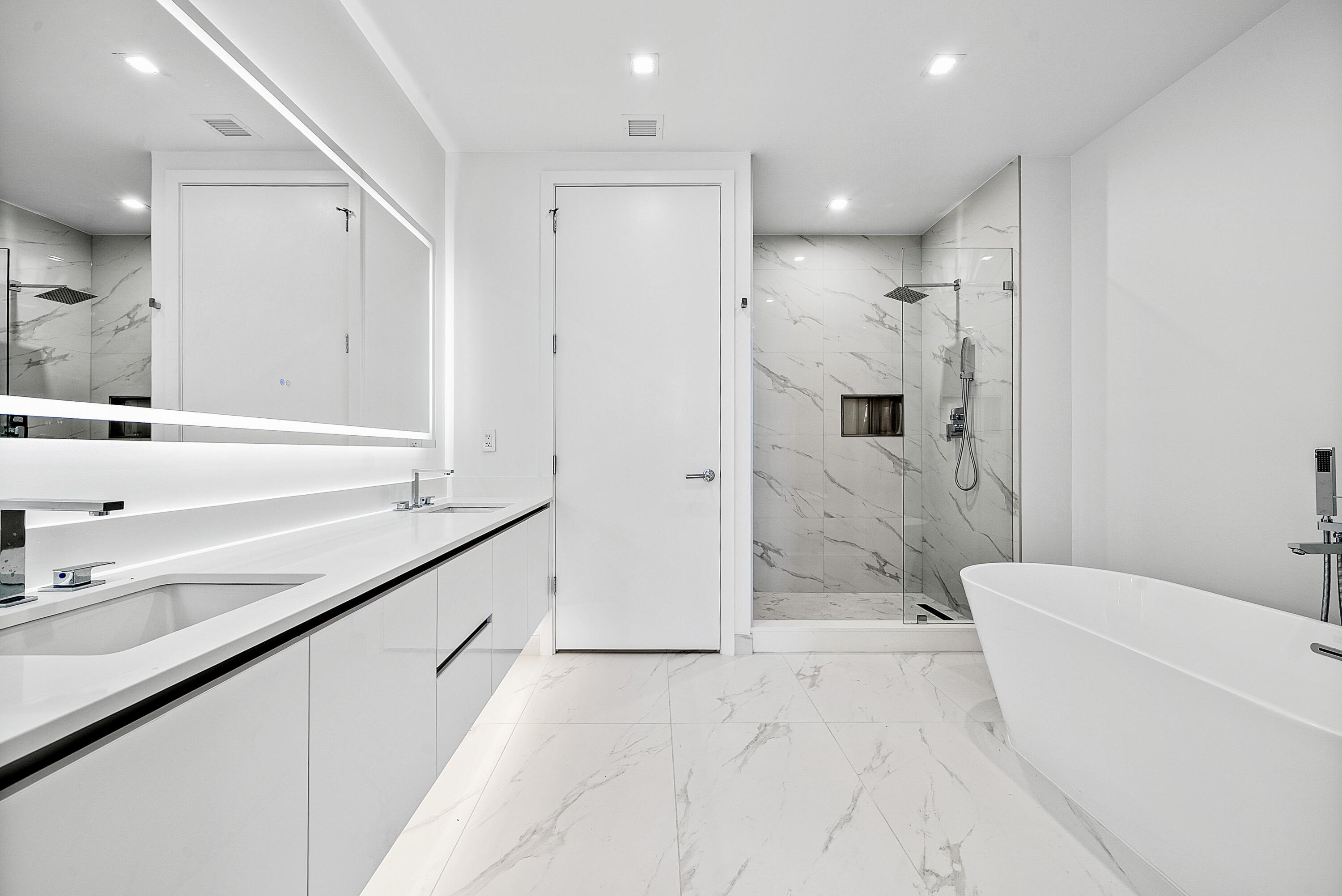 220 Lake Shore Drive 1508