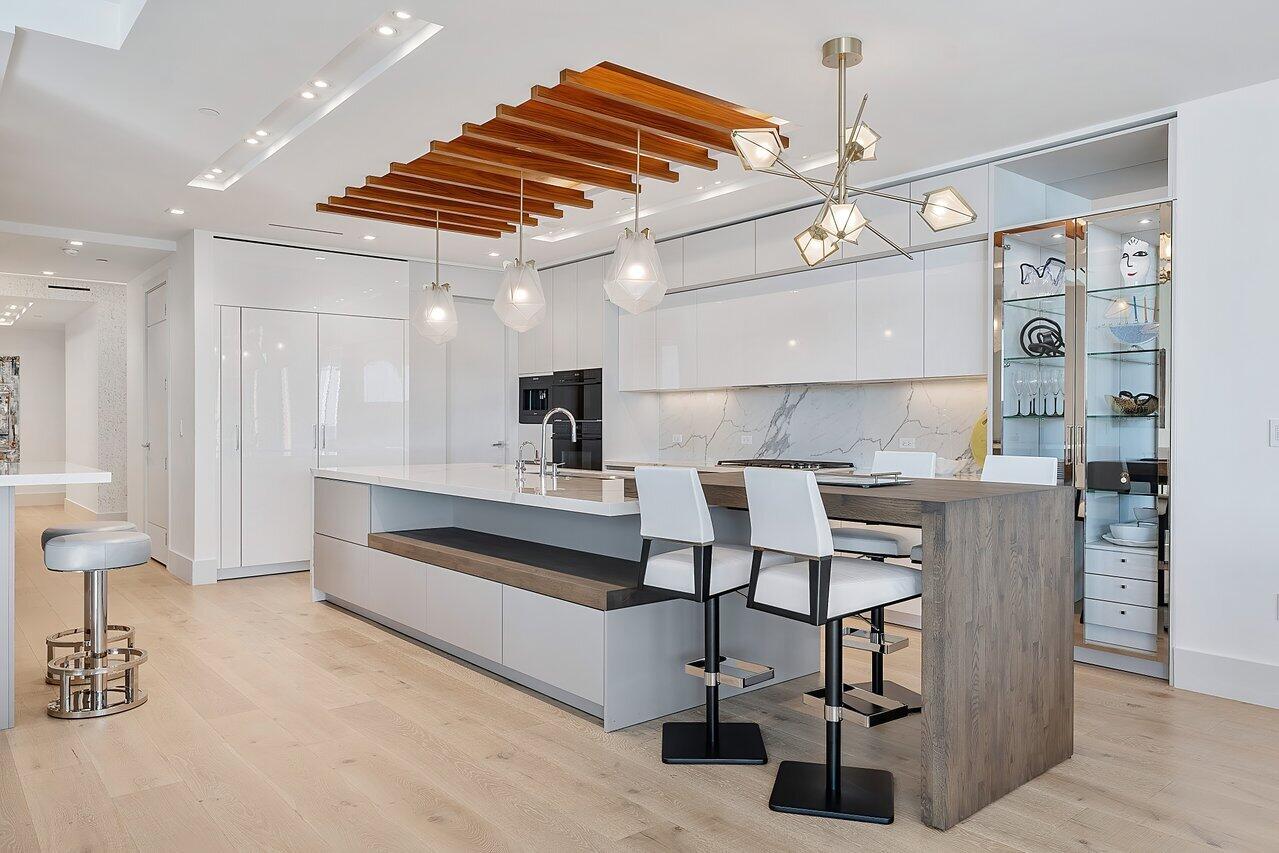 1901 S Ocean Boulevard 10