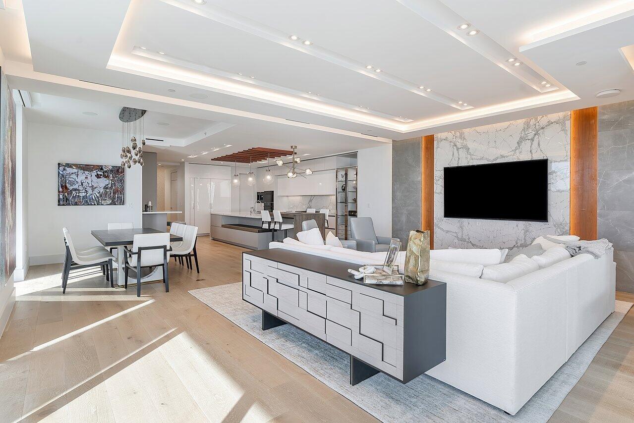 1901 S Ocean Boulevard 10