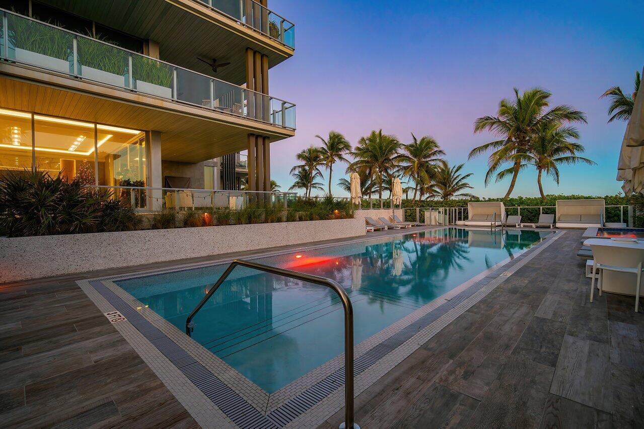 1901 S Ocean Boulevard 10