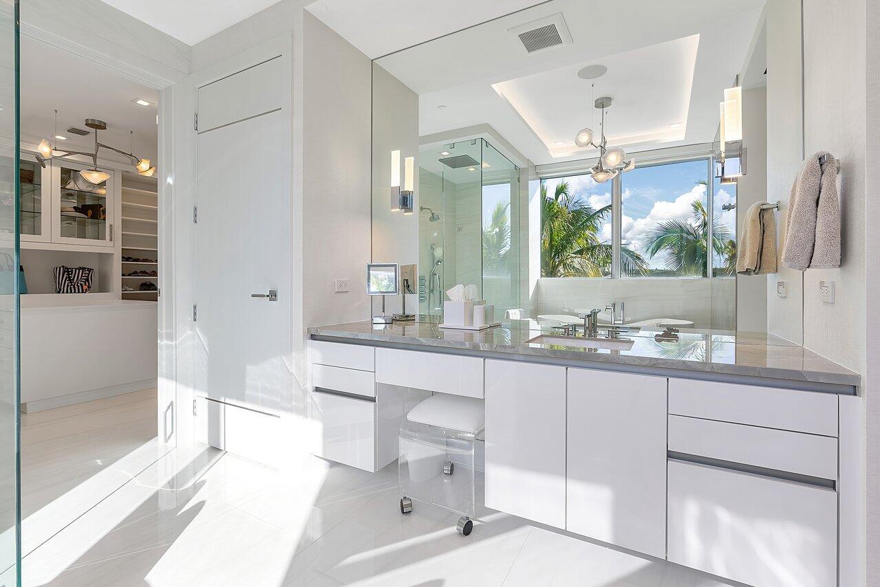 1901 S Ocean Boulevard 10