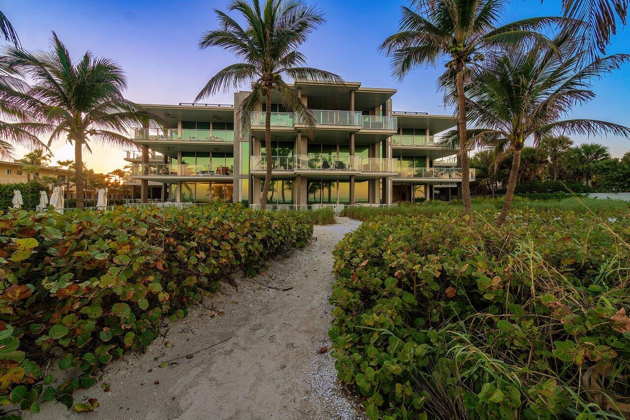 1901 S Ocean Boulevard 10