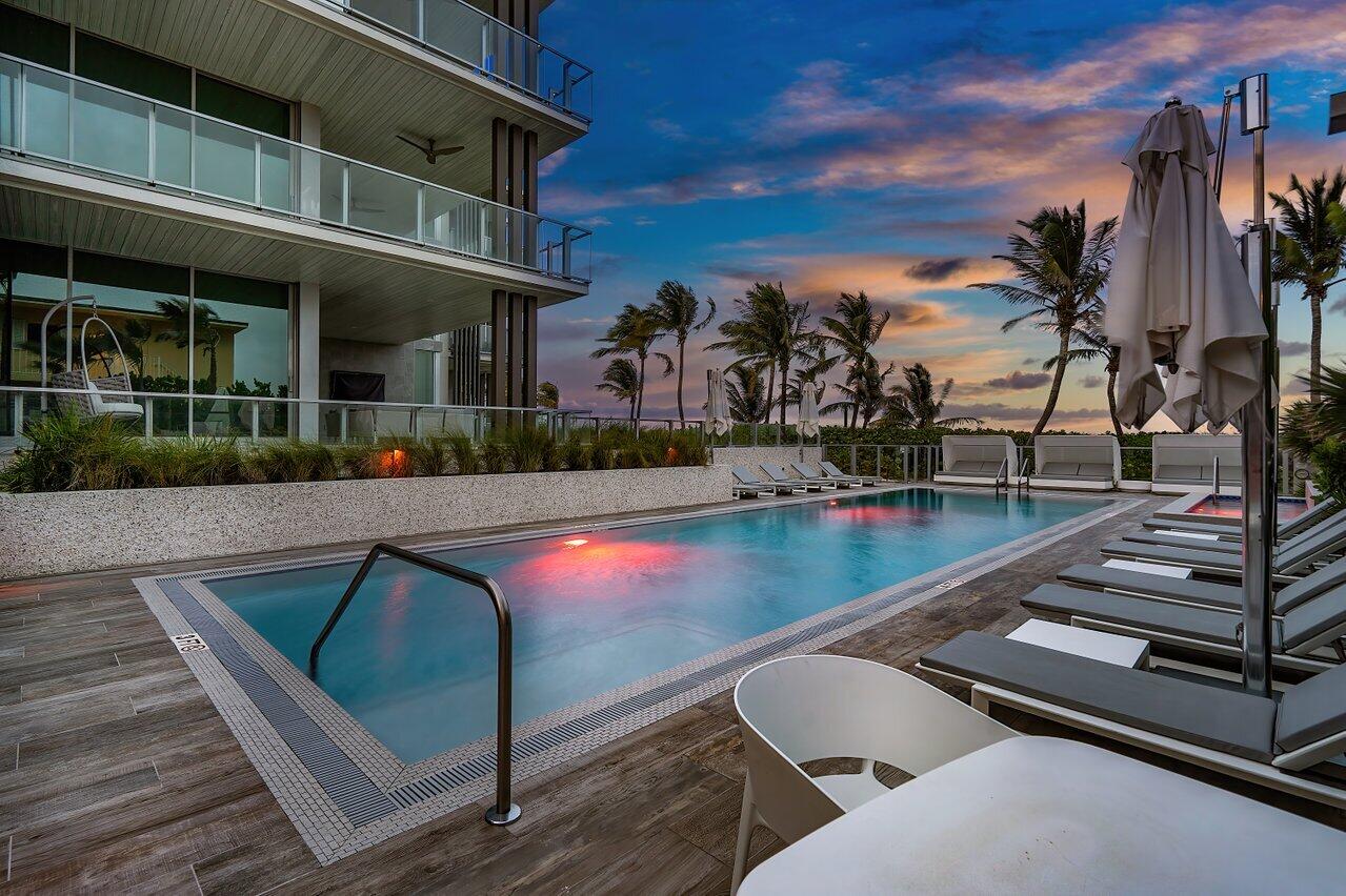 1901 S Ocean Boulevard 10