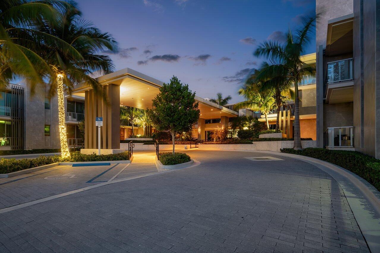 1901 S Ocean Boulevard 10