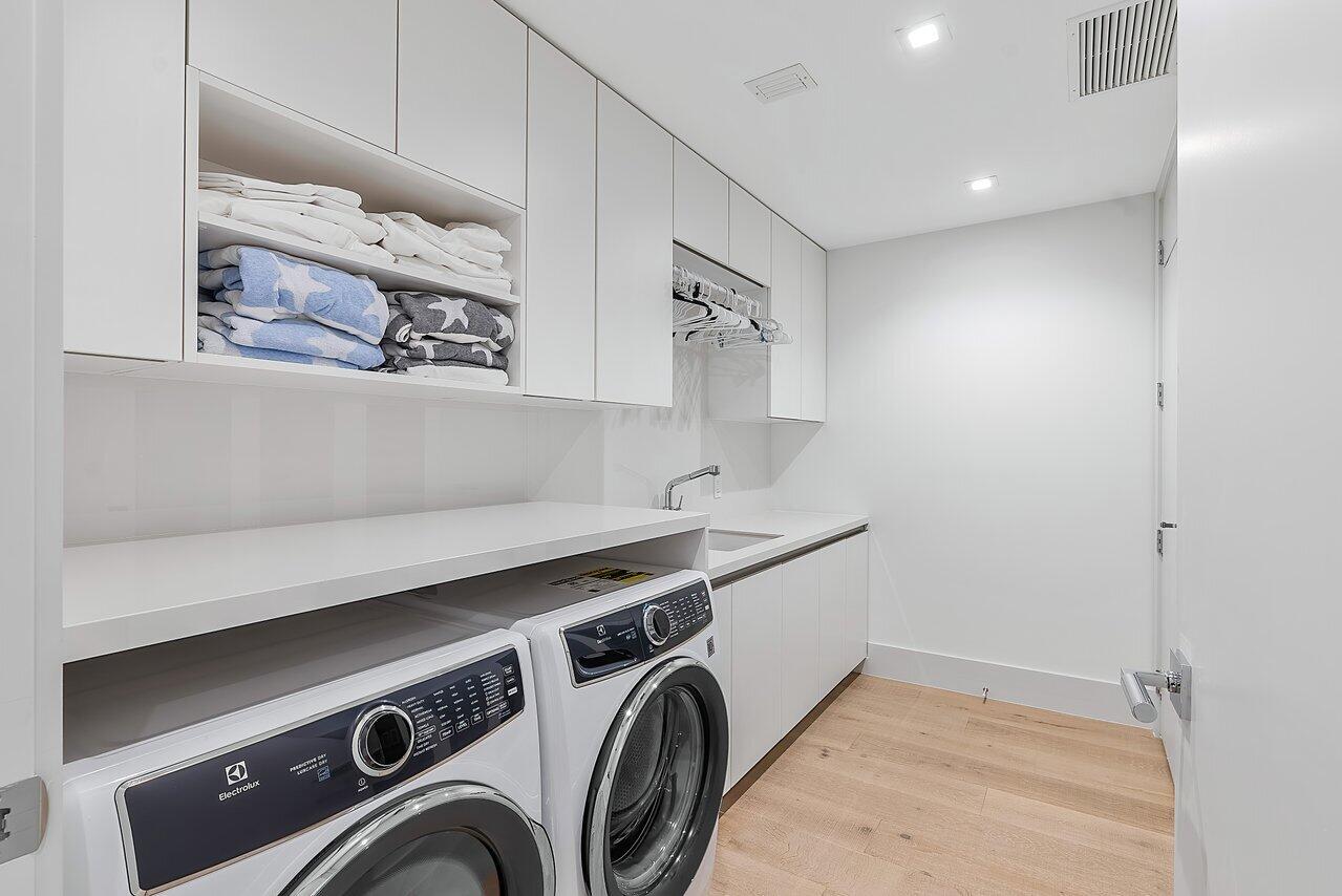 1901 S Ocean Boulevard 10