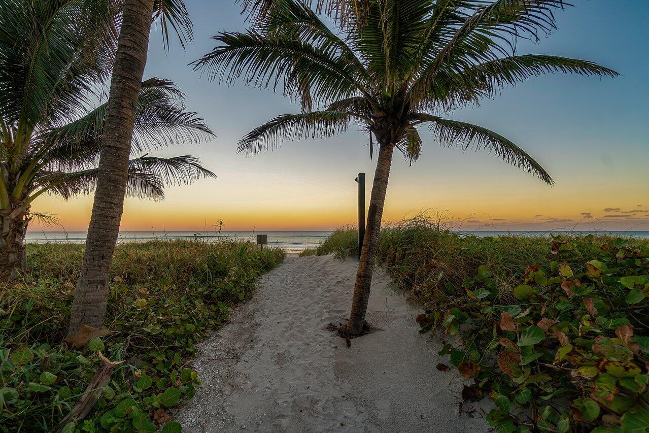 1901 S Ocean Boulevard 10