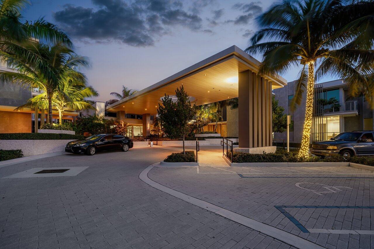 1901 S Ocean Boulevard 10
