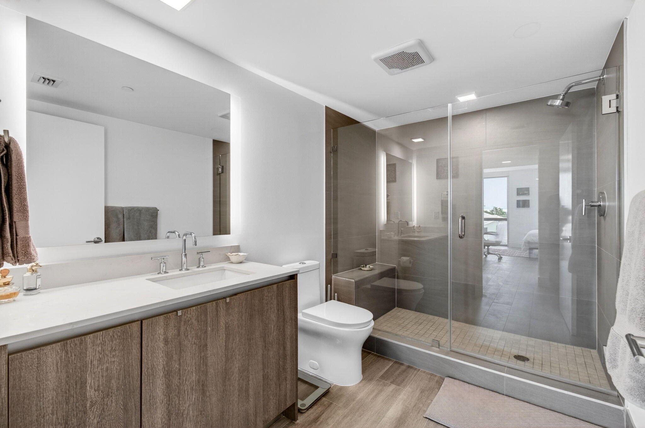 111 SE 1st Avenue 406