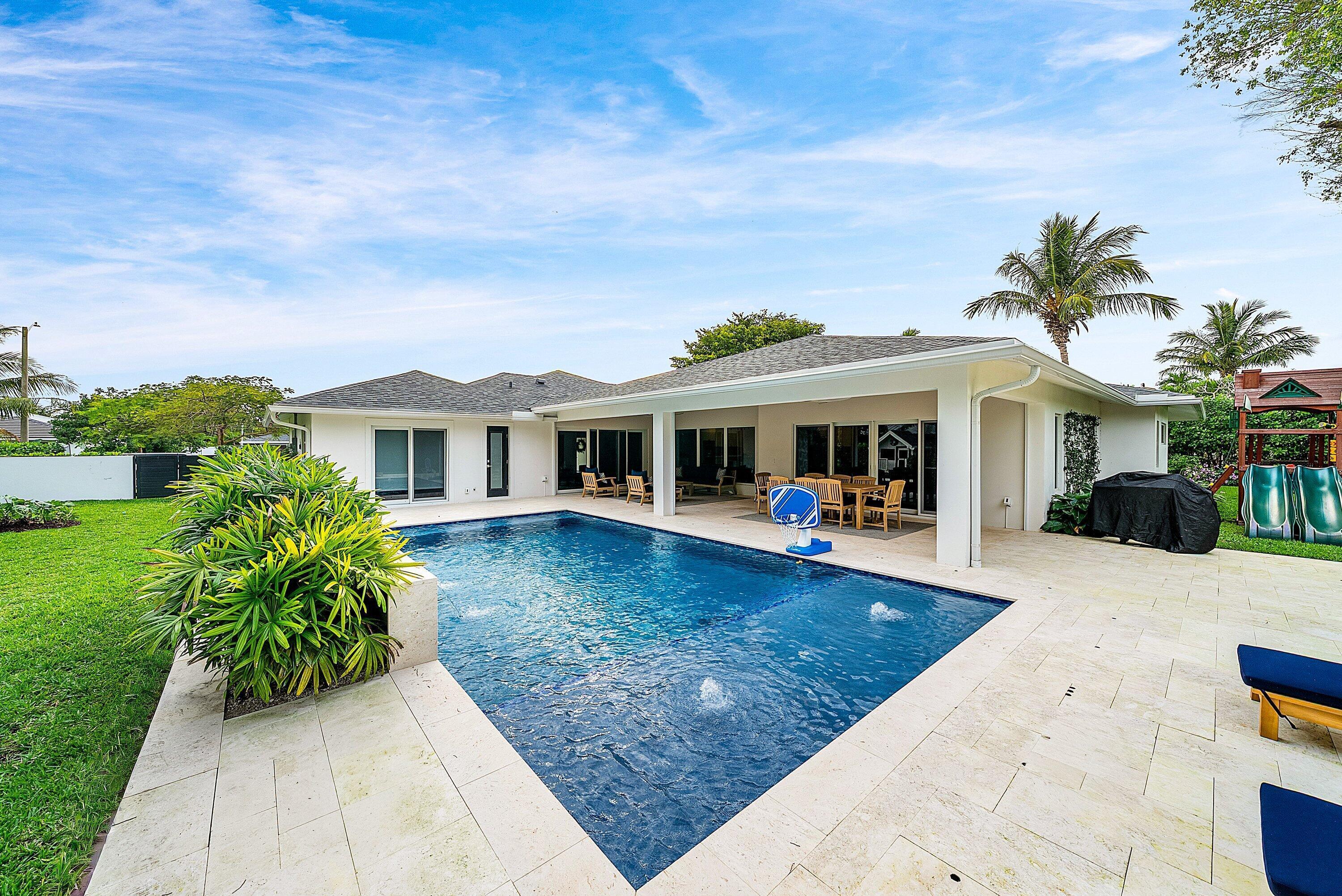 917 SW 36th Court