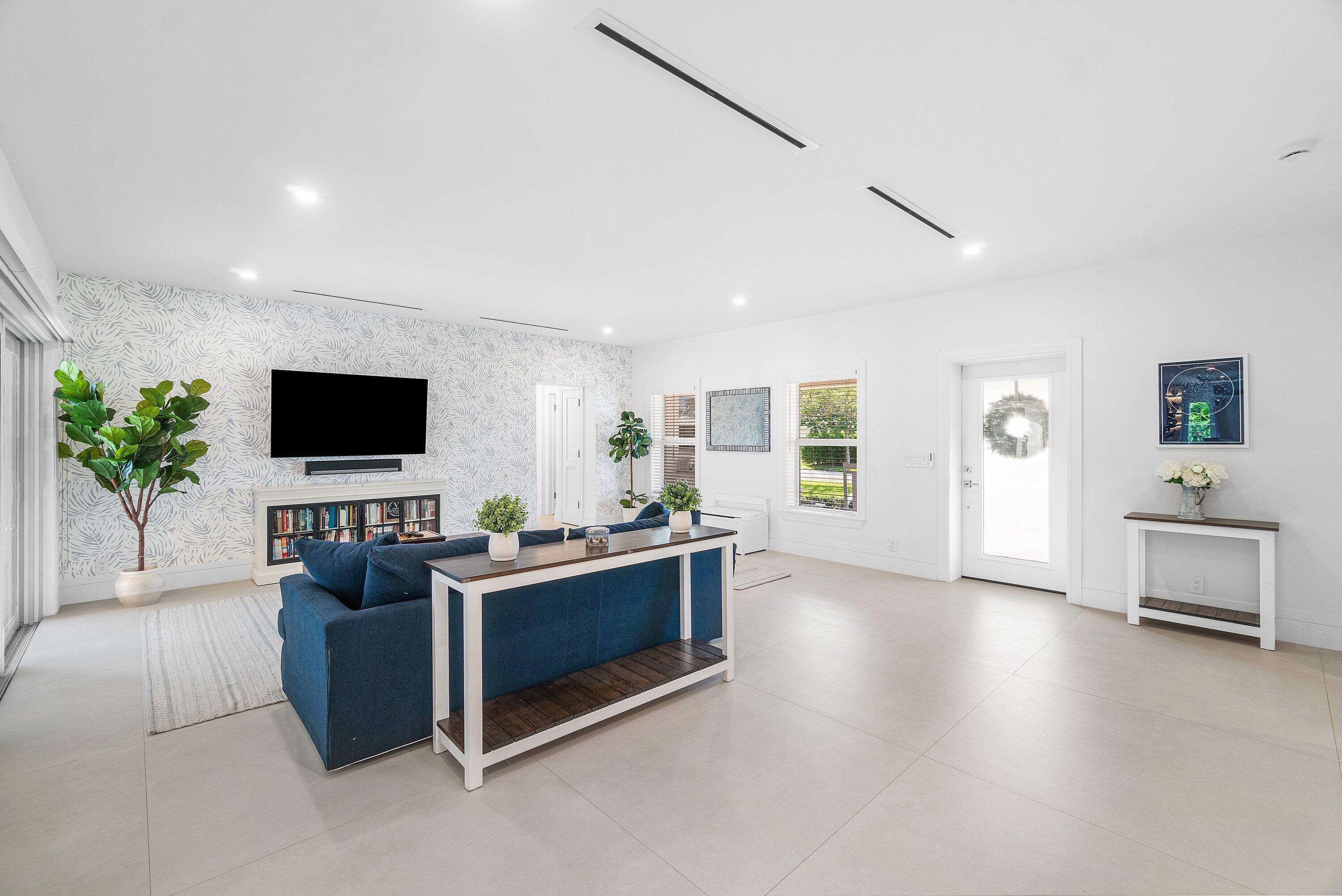 917 SW 36th Court