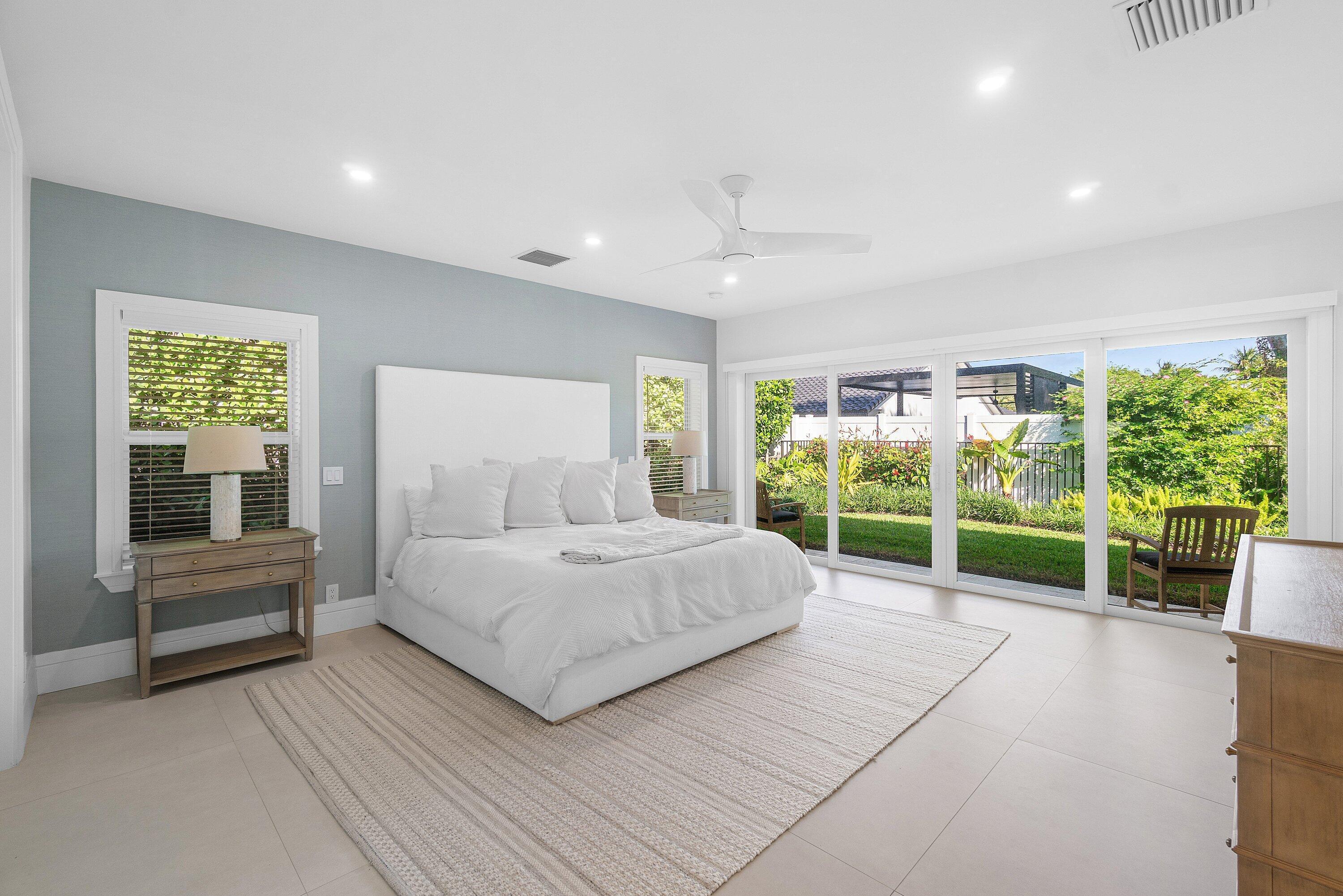 917 SW 36th Court