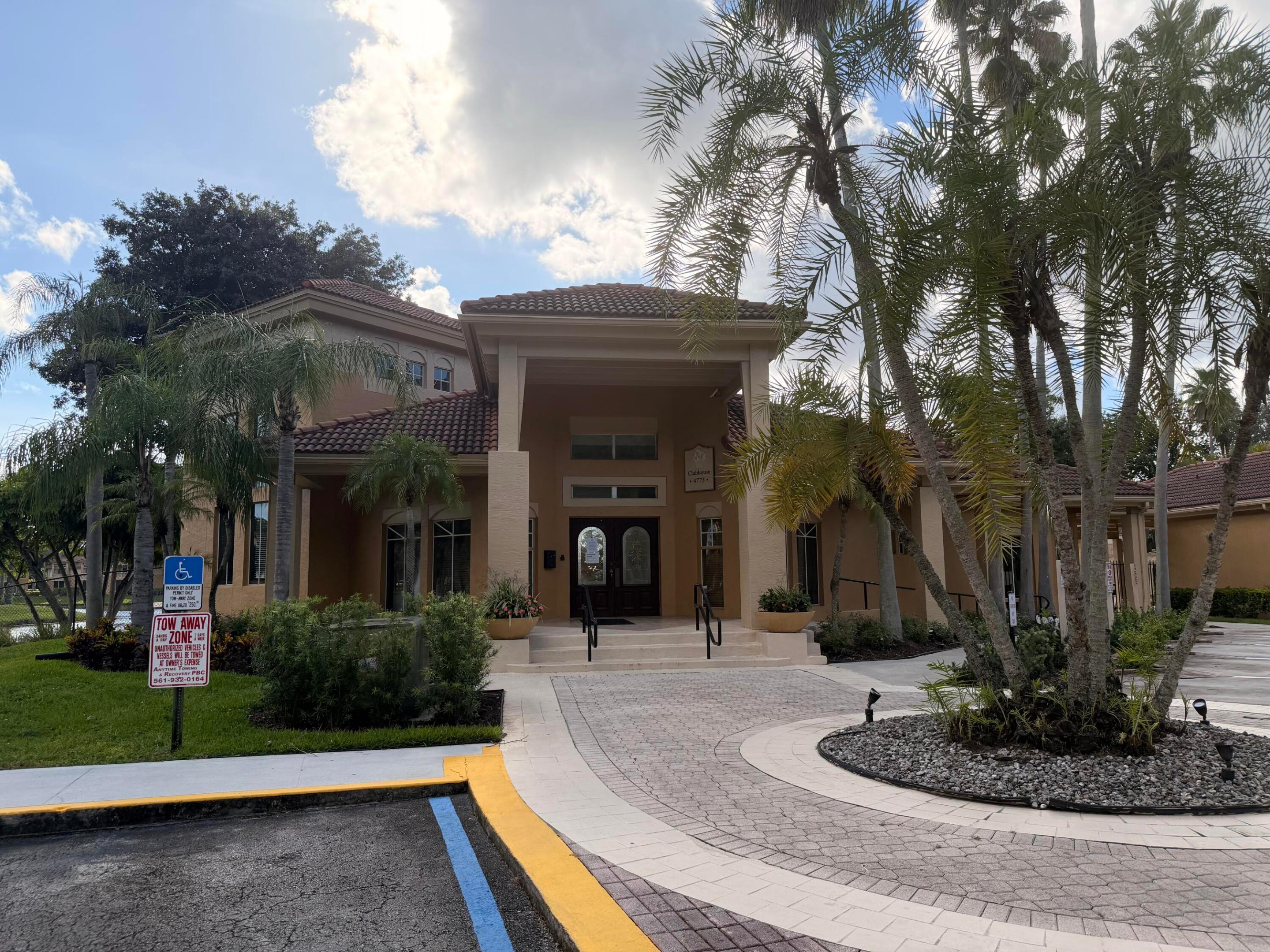 4823 Via Palm Lakes 1322