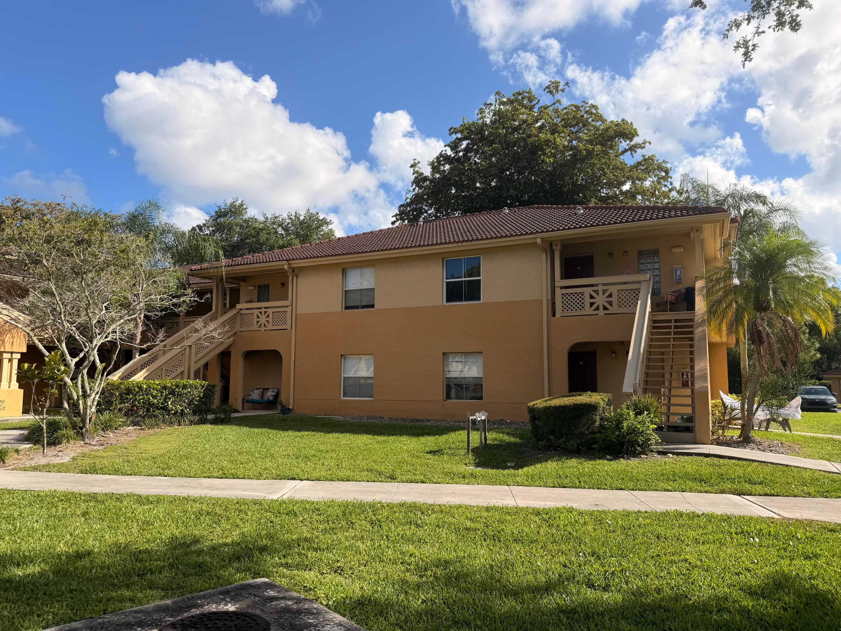 4823 Via Palm Lakes 1322