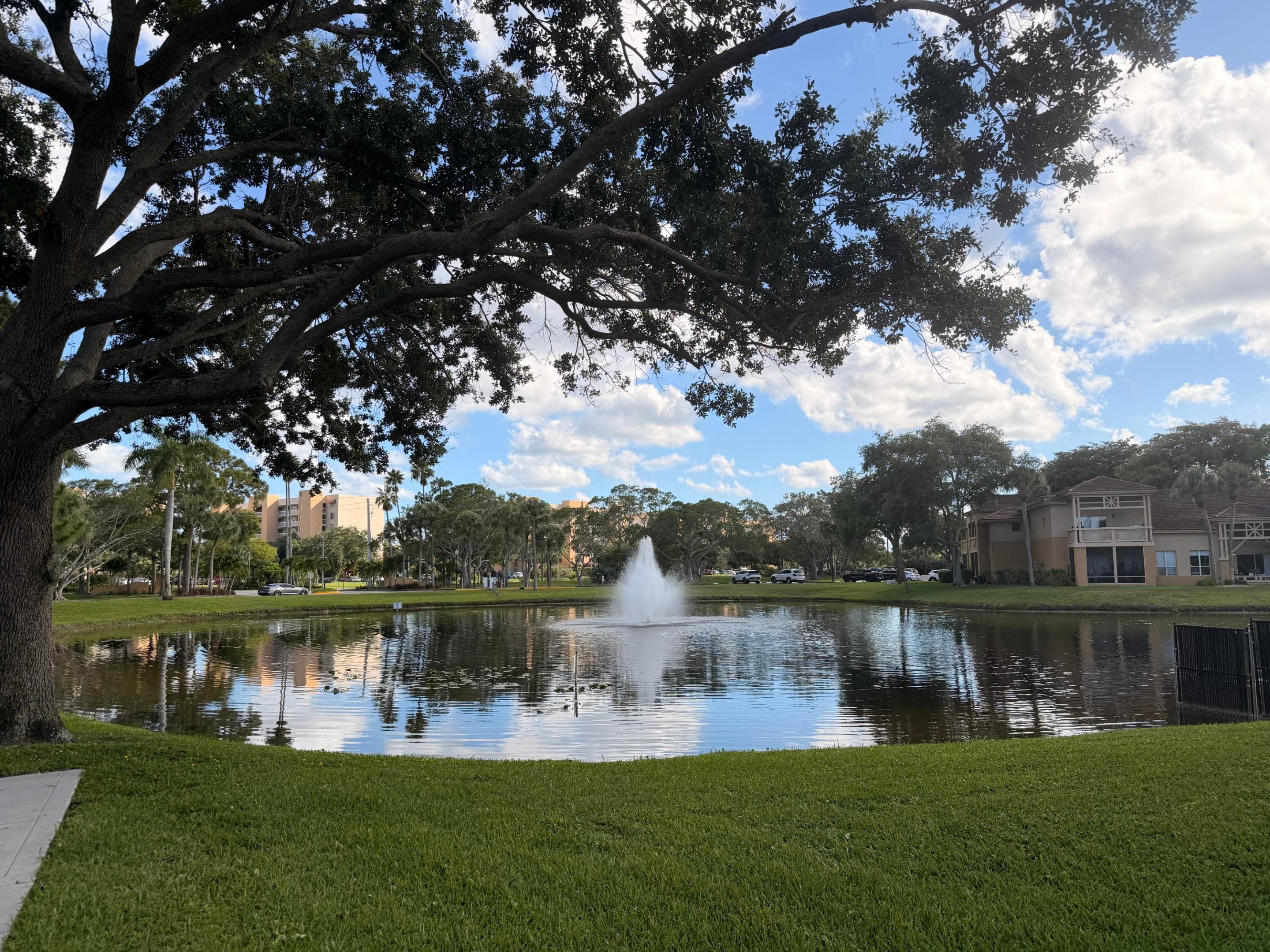 4823 Via Palm Lakes 1322