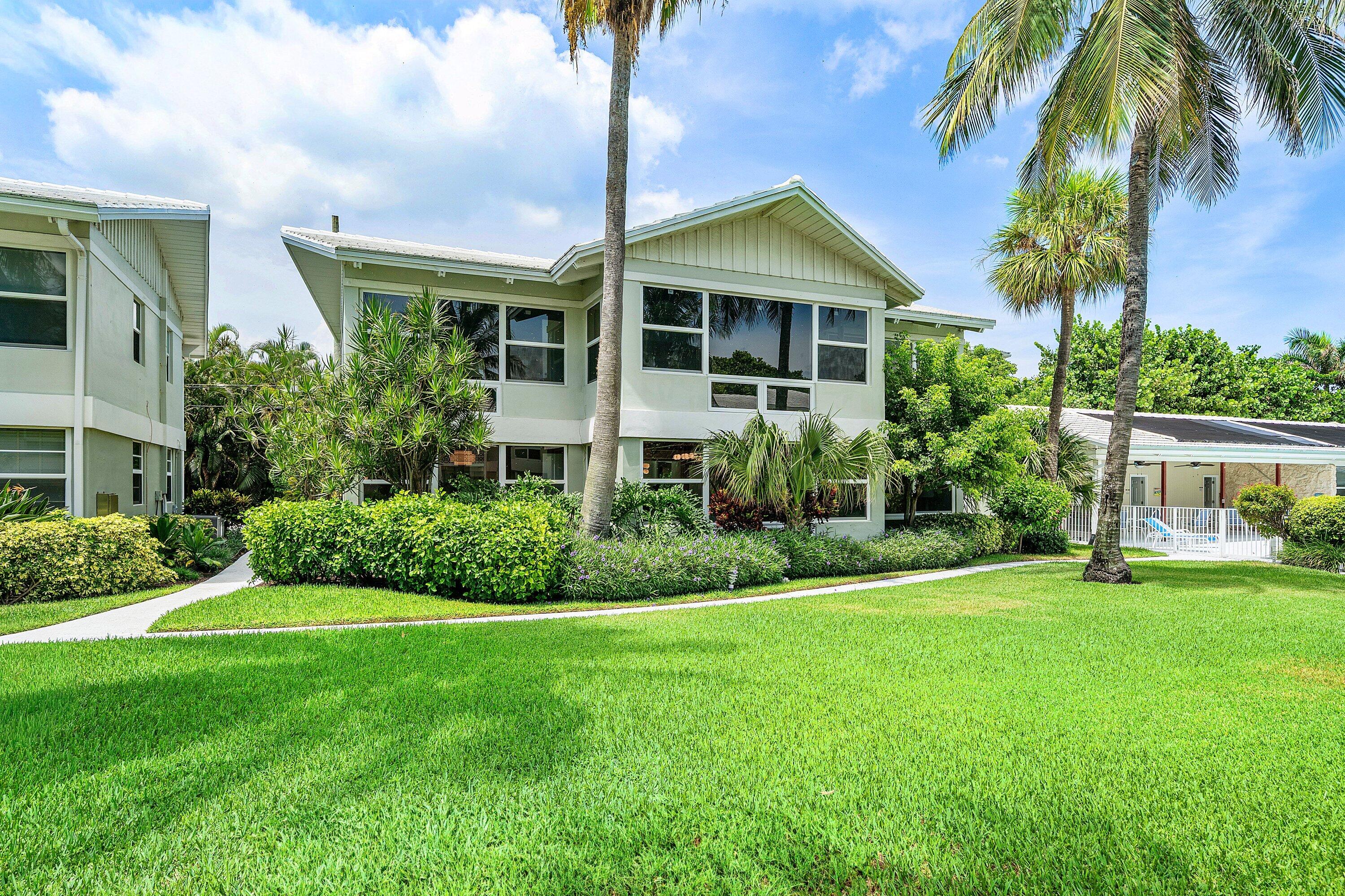 320 S OCEAN Boulevard LC
