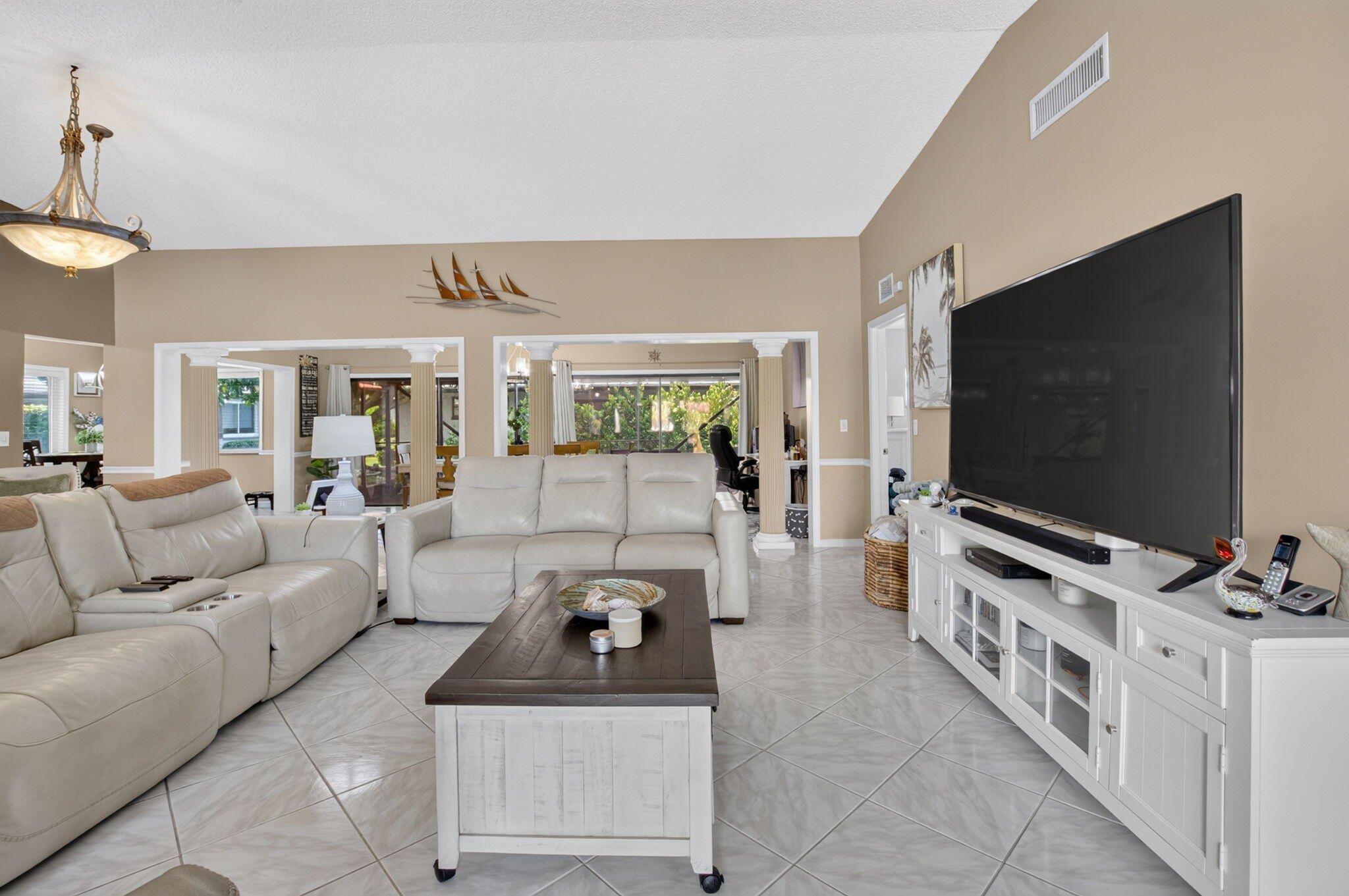 10300 GREENTRAIL Drive N