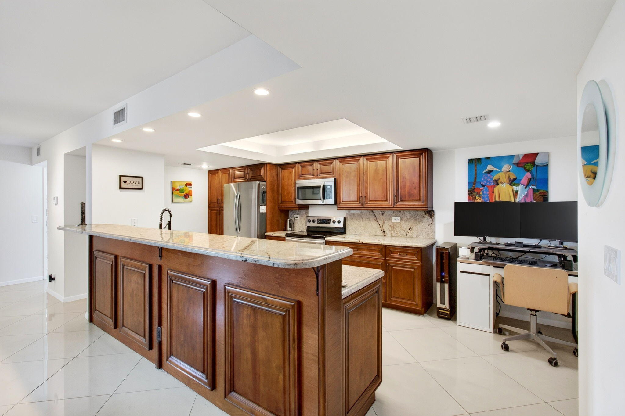 825 Egret Circle 504