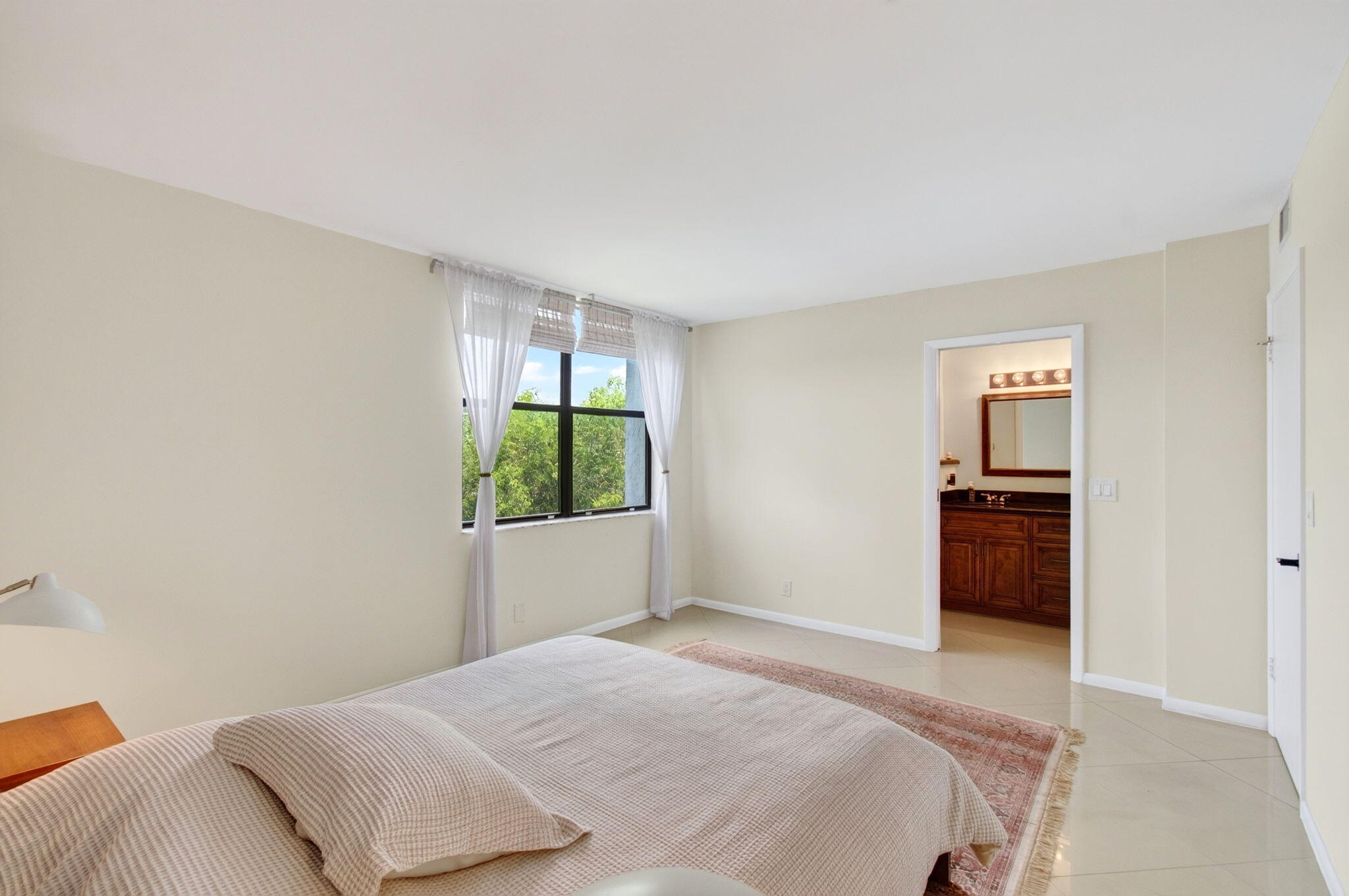 825 Egret Circle 504