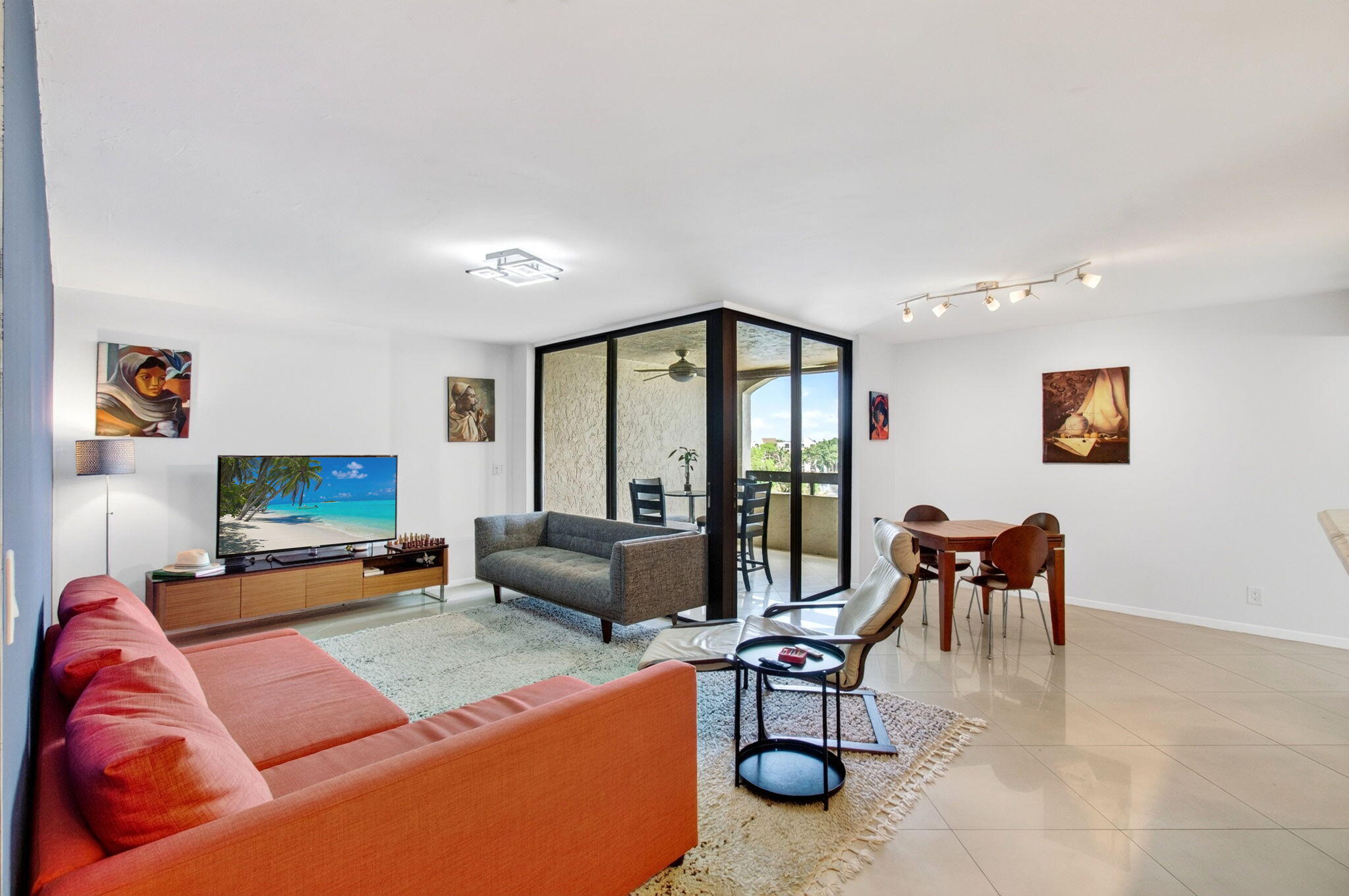 825 Egret Circle 504