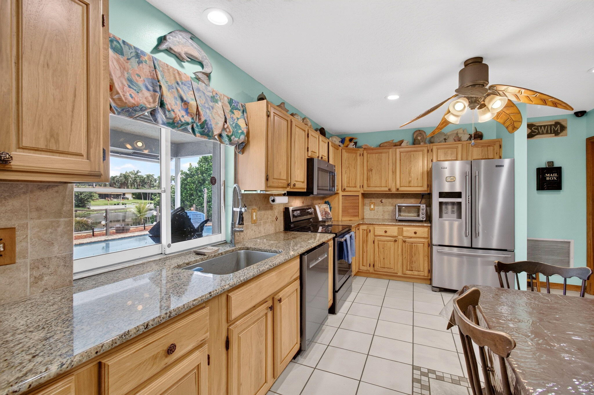 502 VENICE Drive