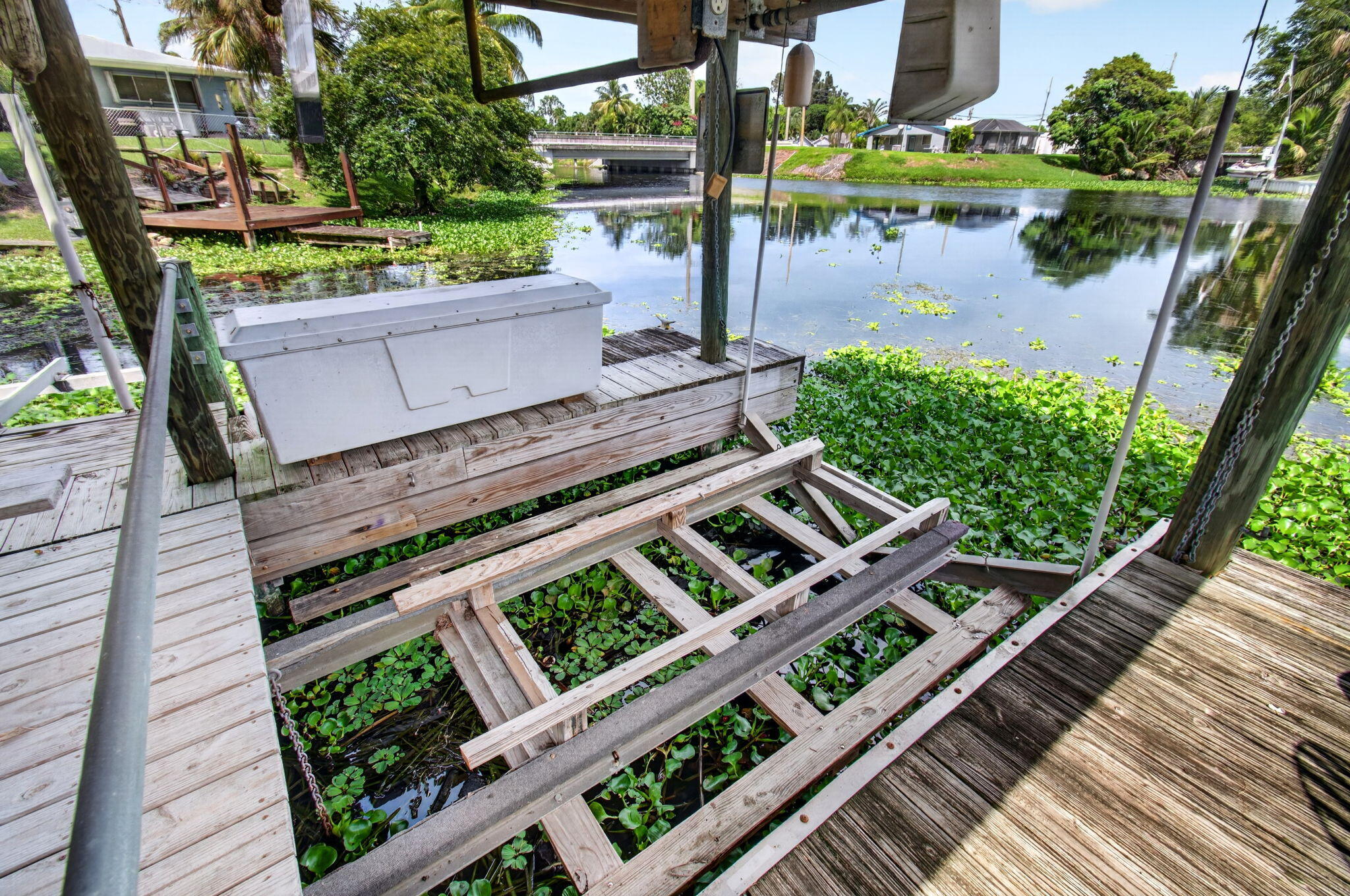 502 VENICE Drive
