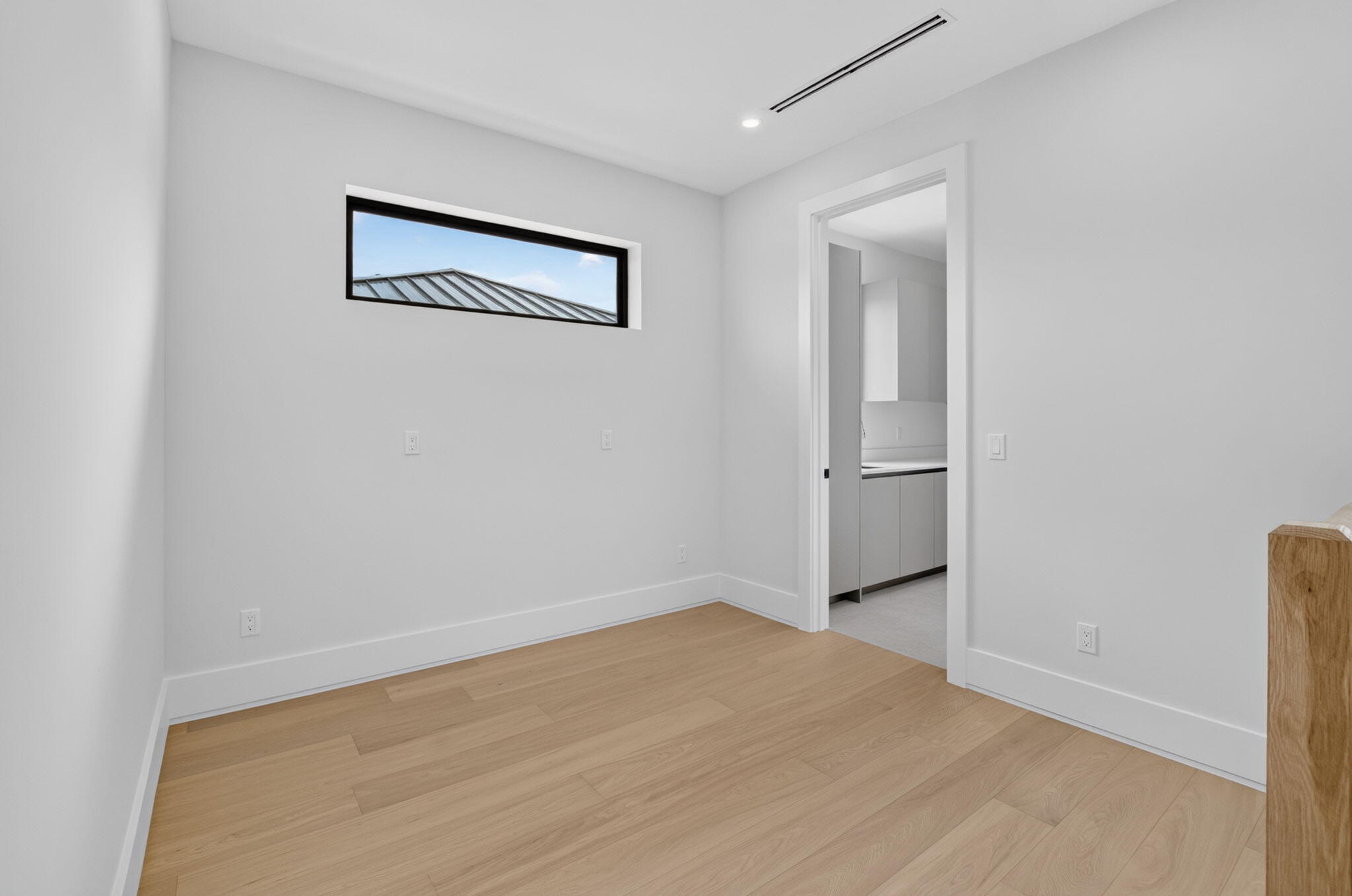 209 SE 5TH Street