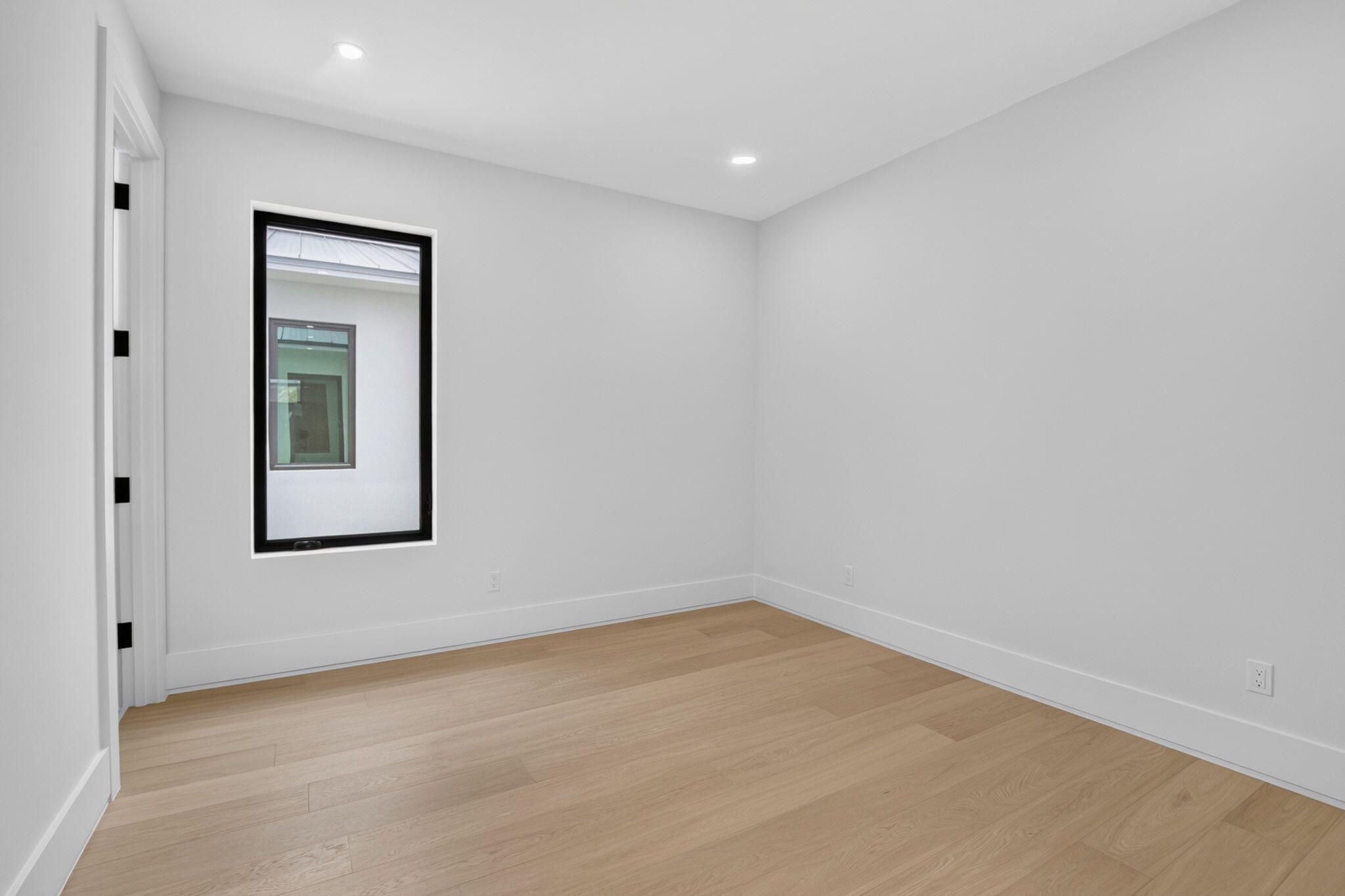 209 SE 5TH Street