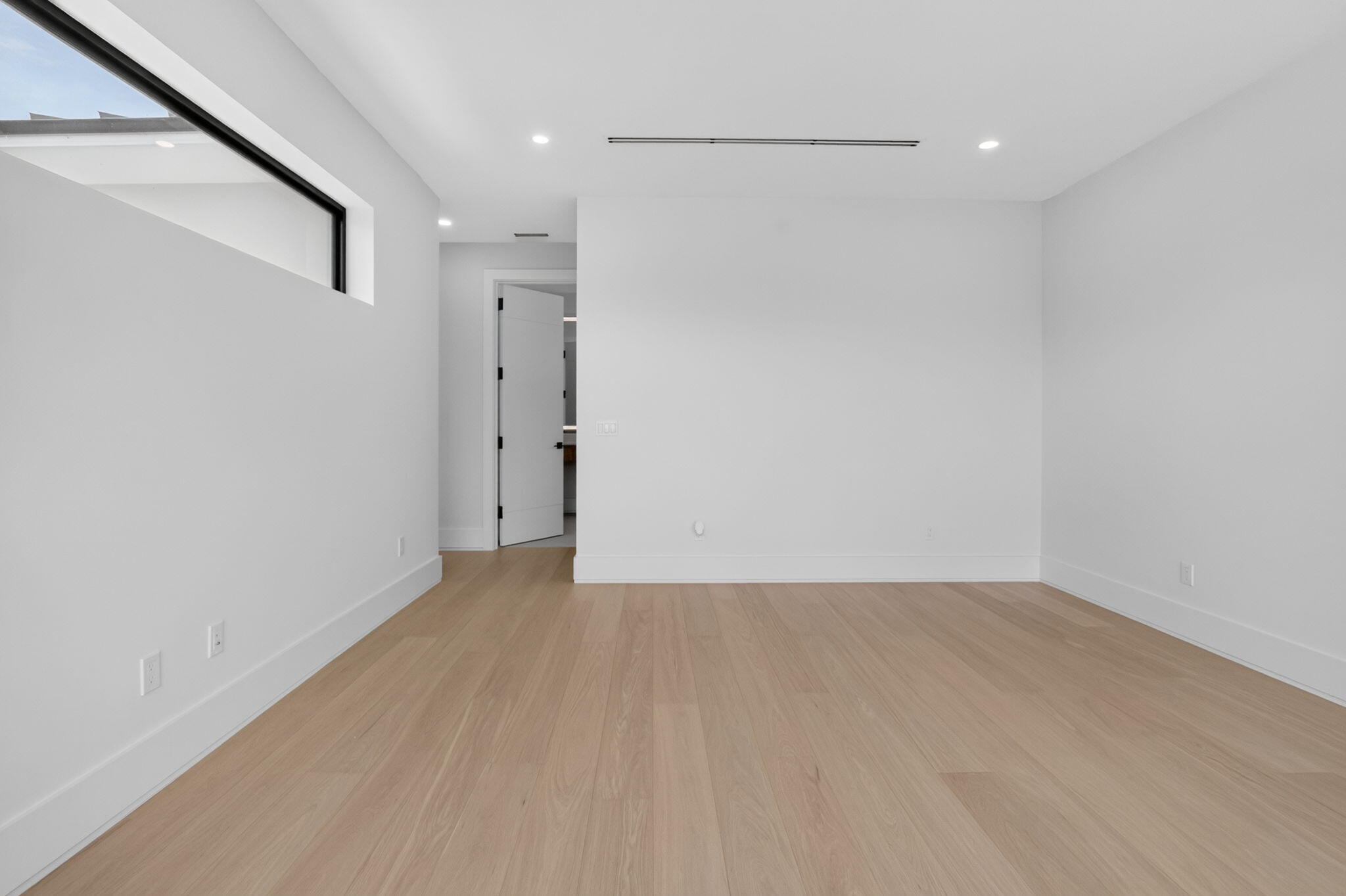 209 SE 5TH Street