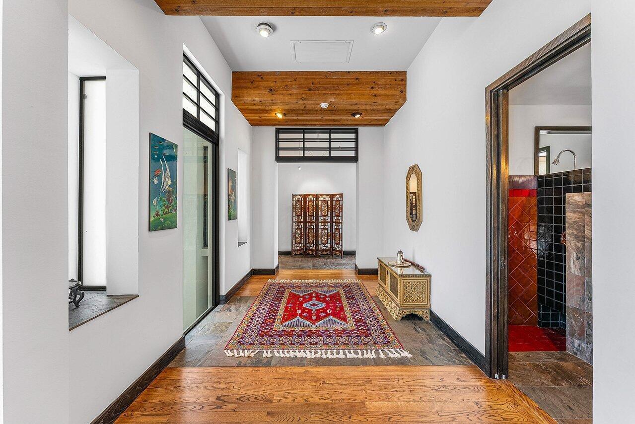 8549 SURREY Lane