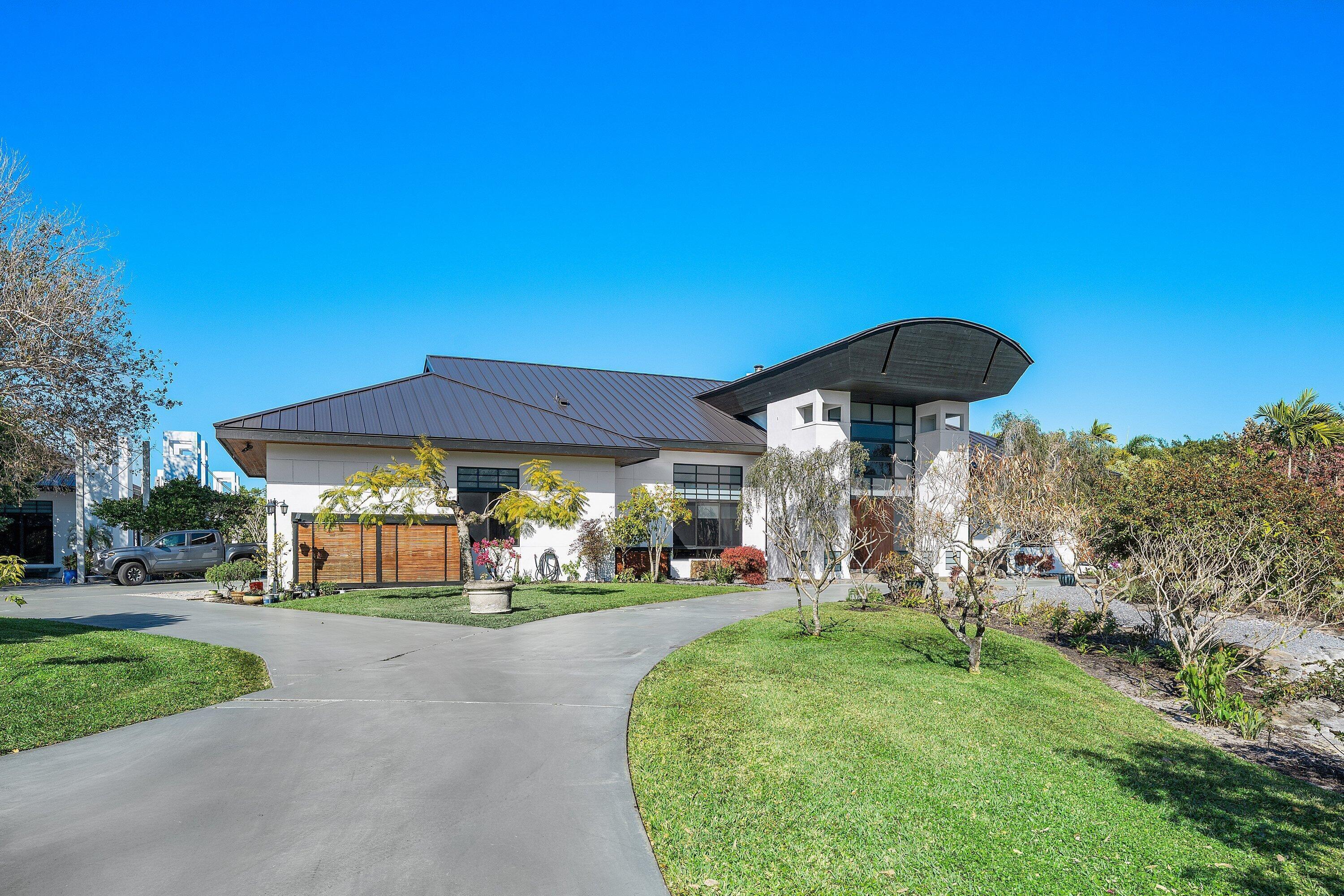 8549 SURREY Lane
