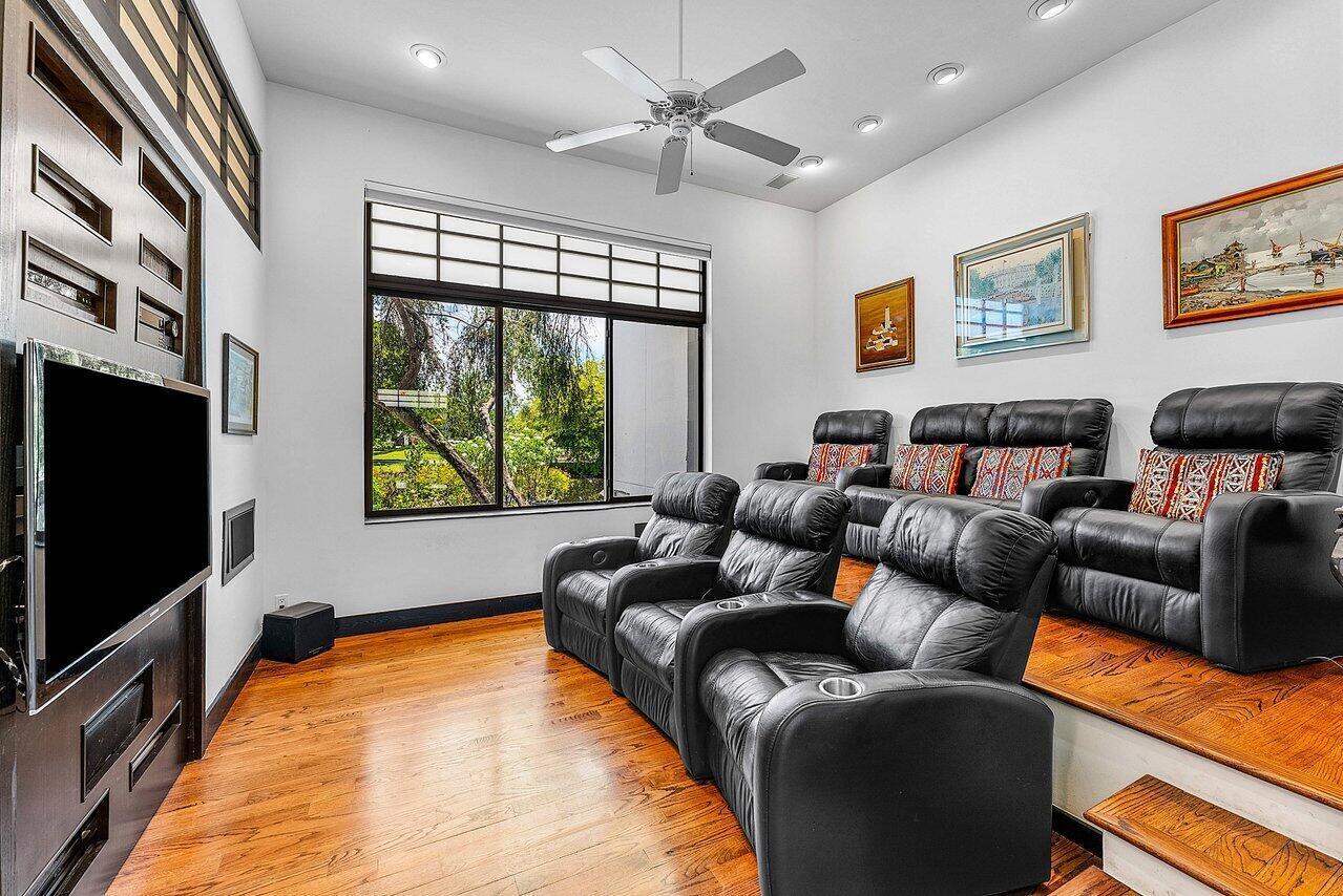 8549 SURREY Lane