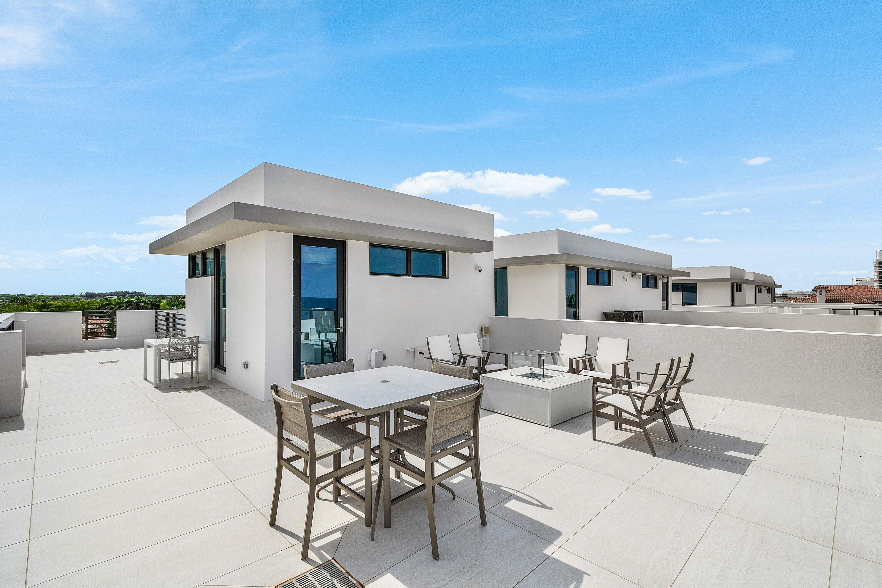3621 S OCEAN Boulevard 6