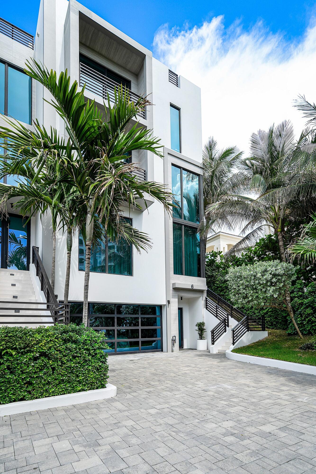3621 S OCEAN Boulevard 6