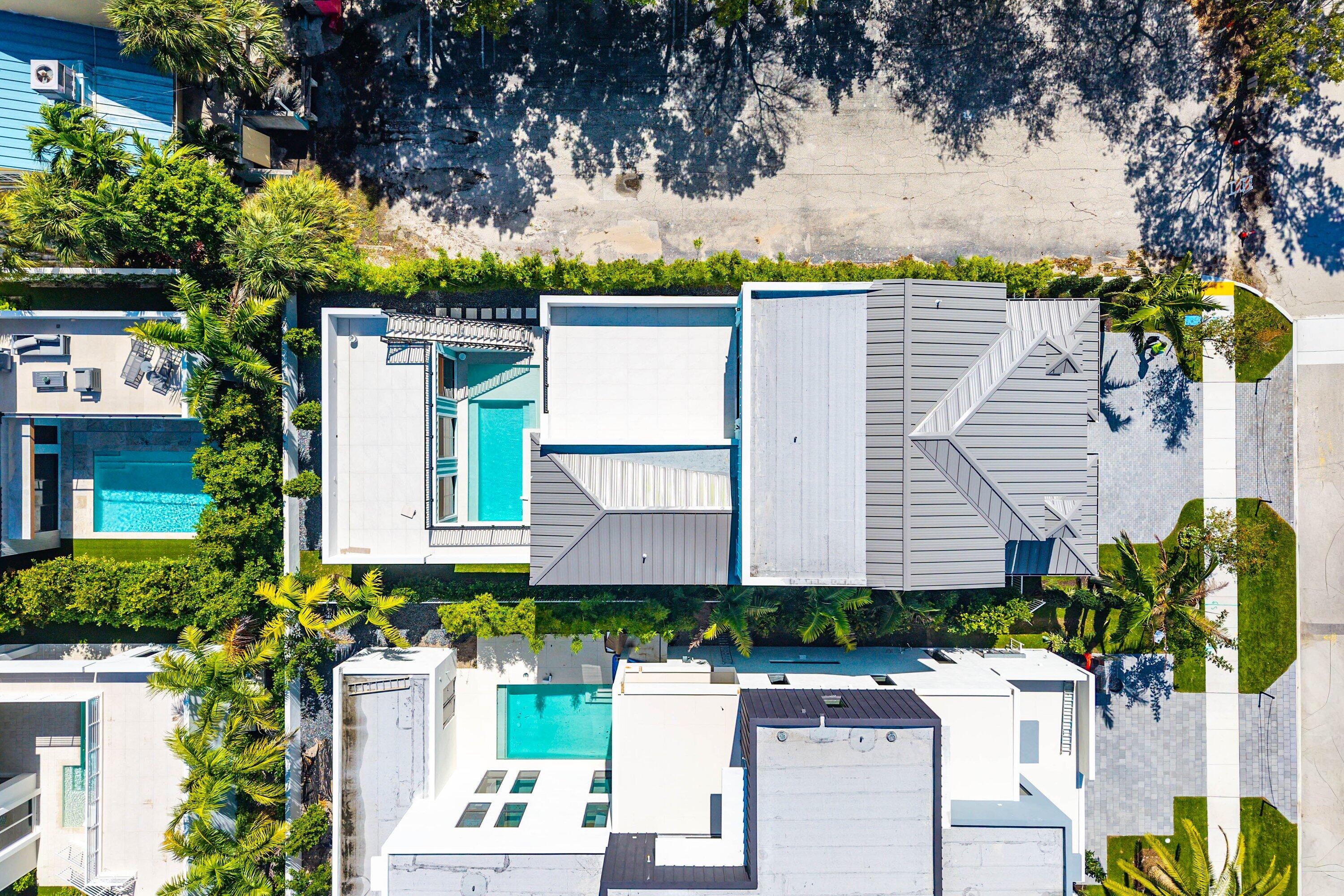 807 NE 9TH Avenue