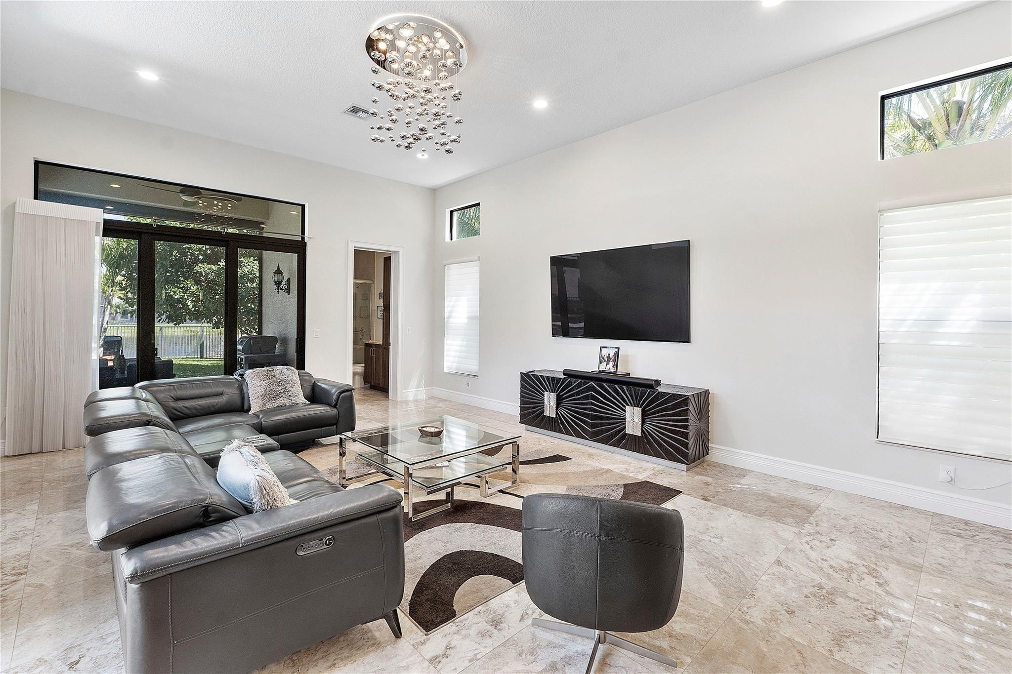 16716 Strasbourg Lane