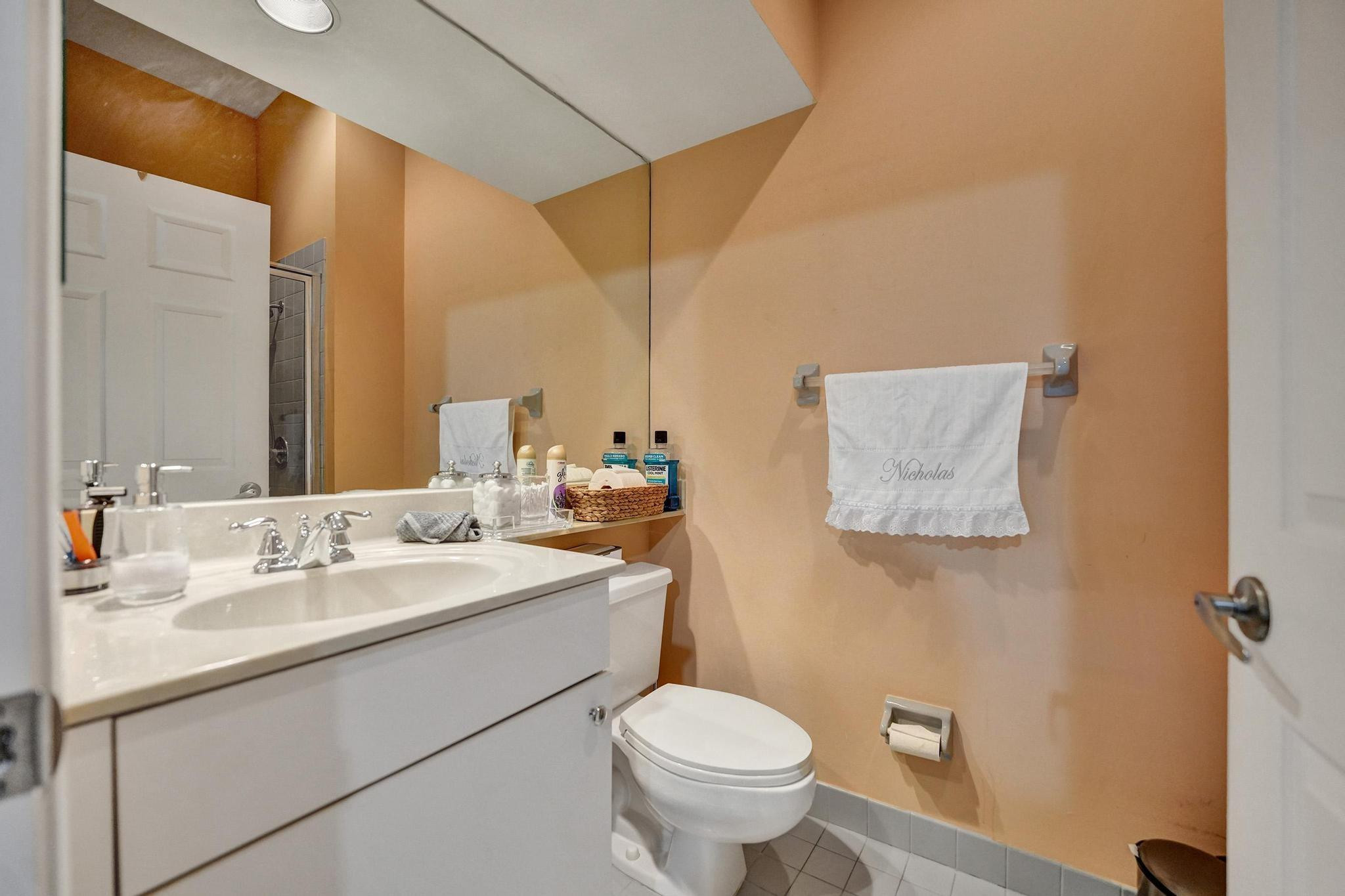 2664 NW 49th St