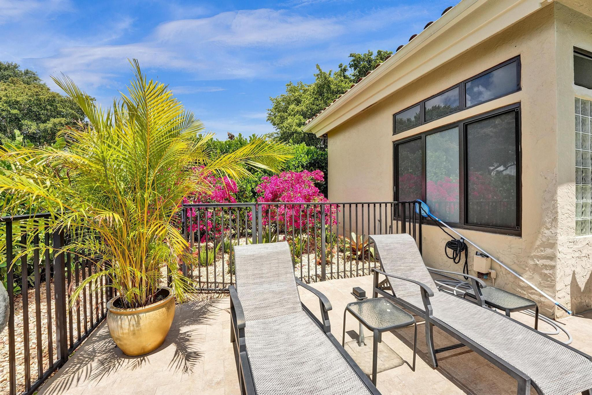 2664 NW 49th St