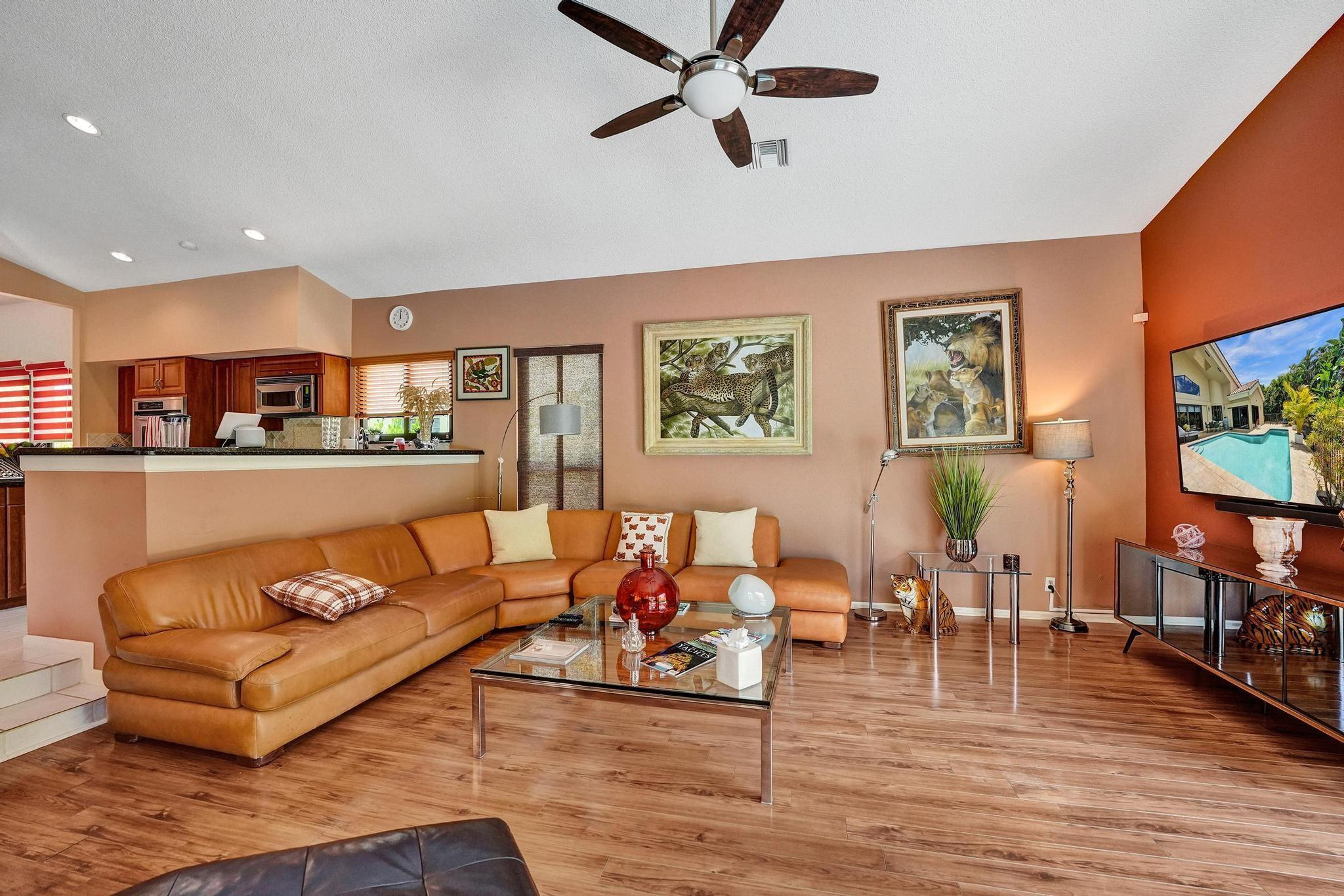 2664 NW 49th St